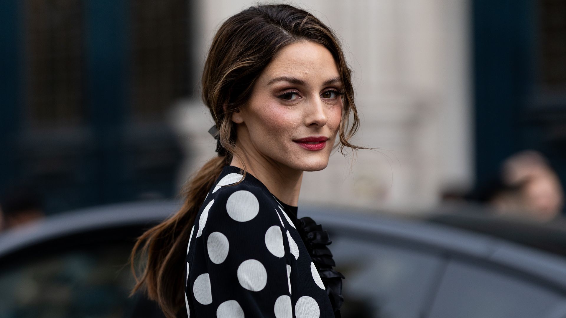 De Olivia Palermo a Selena Gomez: 12 peinados fáciles que fichamos para el día a día