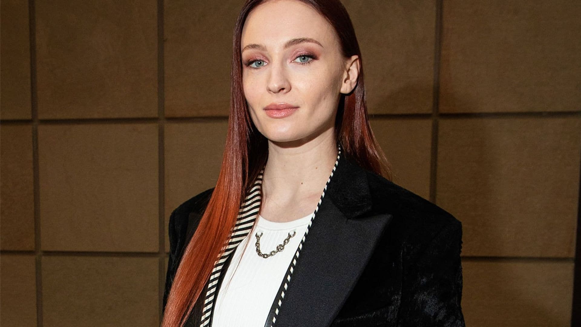 Tras interponer la demanda en contra de Joe Jonas, Sophie Turner reaparece con Taylor Swift