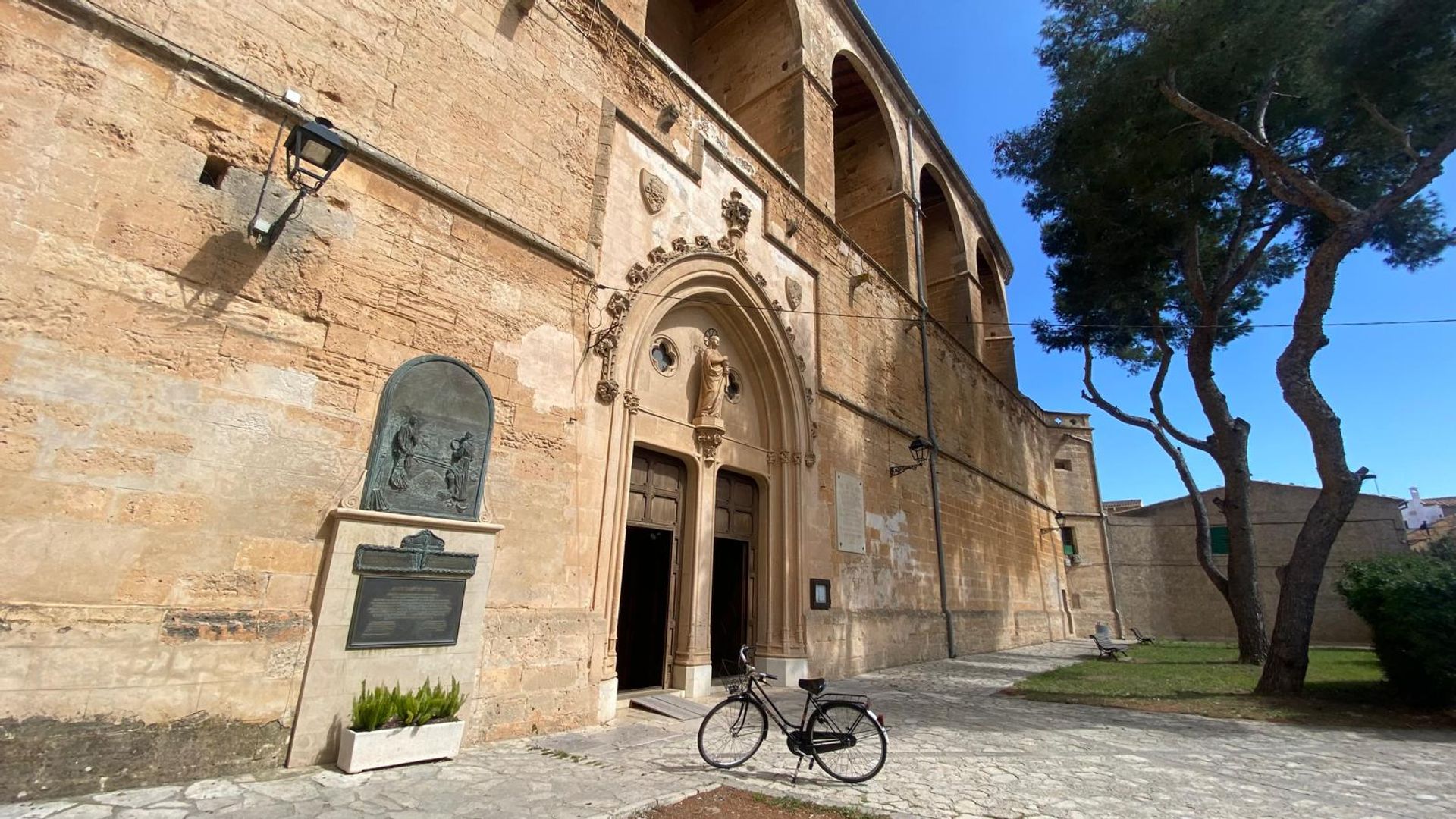 Ni la de Jordania ni la de Arabia: así es la Petra de Mallorca, un rincón de esencia rural en pleno corazón de la isla