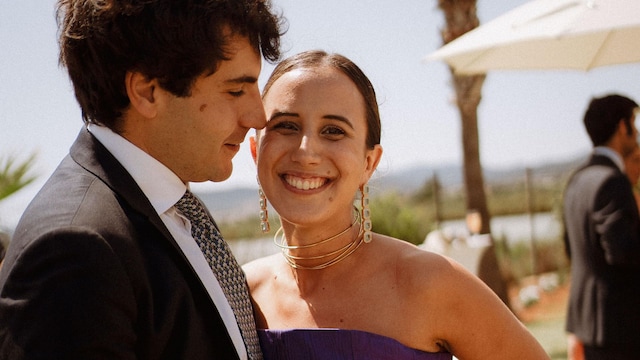 Paloma Reguillo junto a su prometido