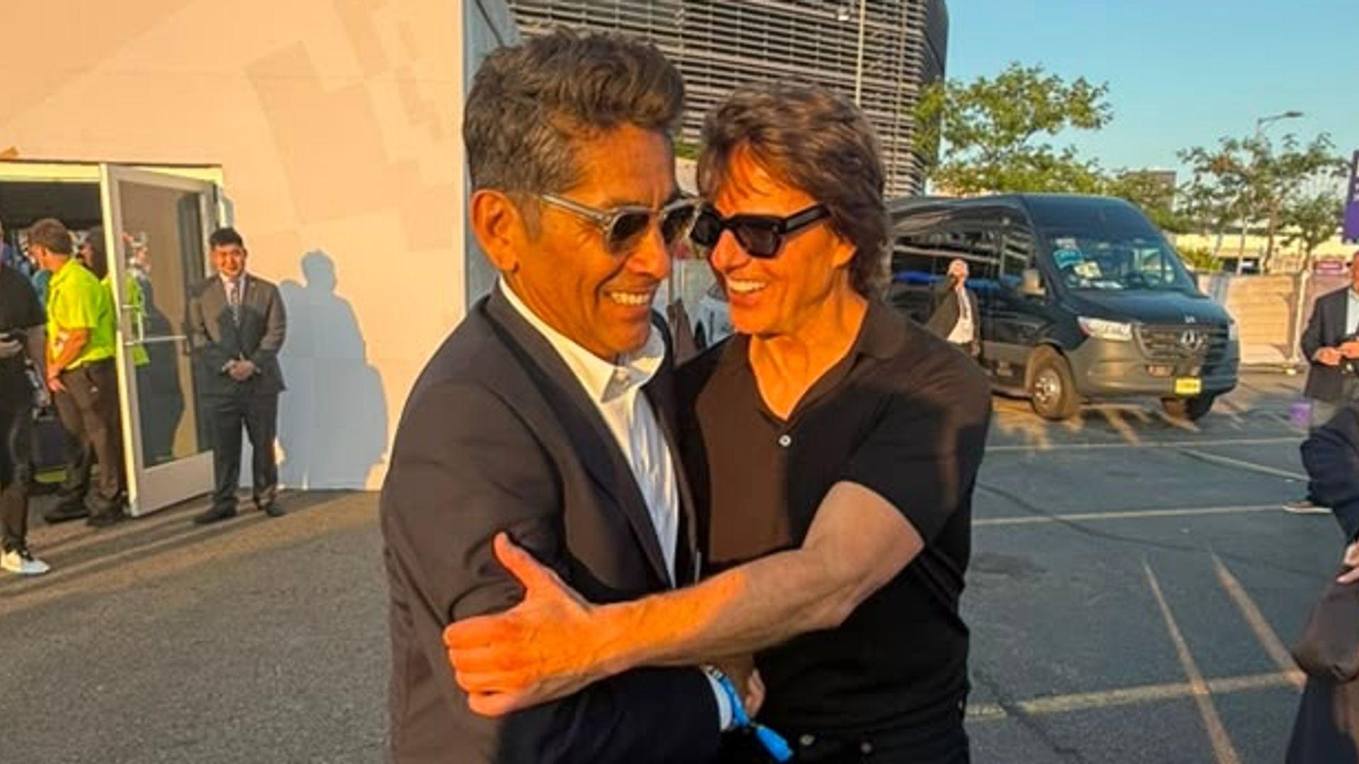 Tom Cruise con Jorge Campos en Nueva York. 