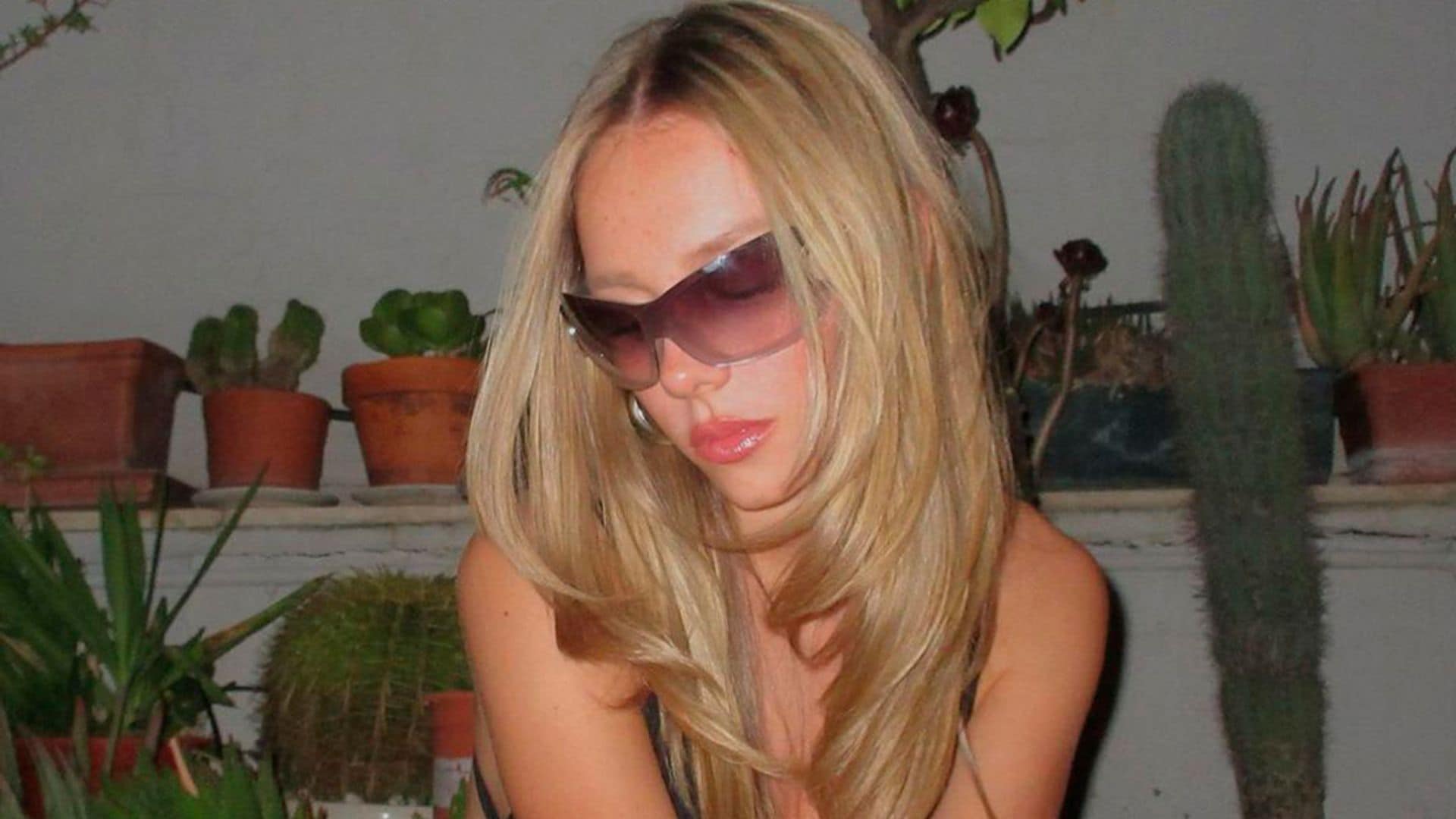 El cambio de look de Ester Expósito está inspirado en la Jennifer Aniston de los 90