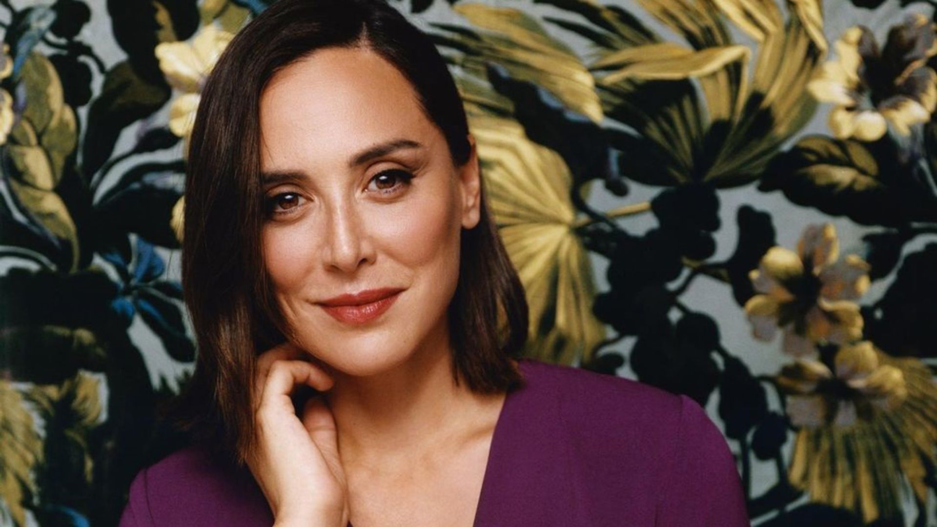 ¿Se inspira Tamara Falcó en Lady Di? Su nuevo look de invitada 'made in Spain' lo confirma