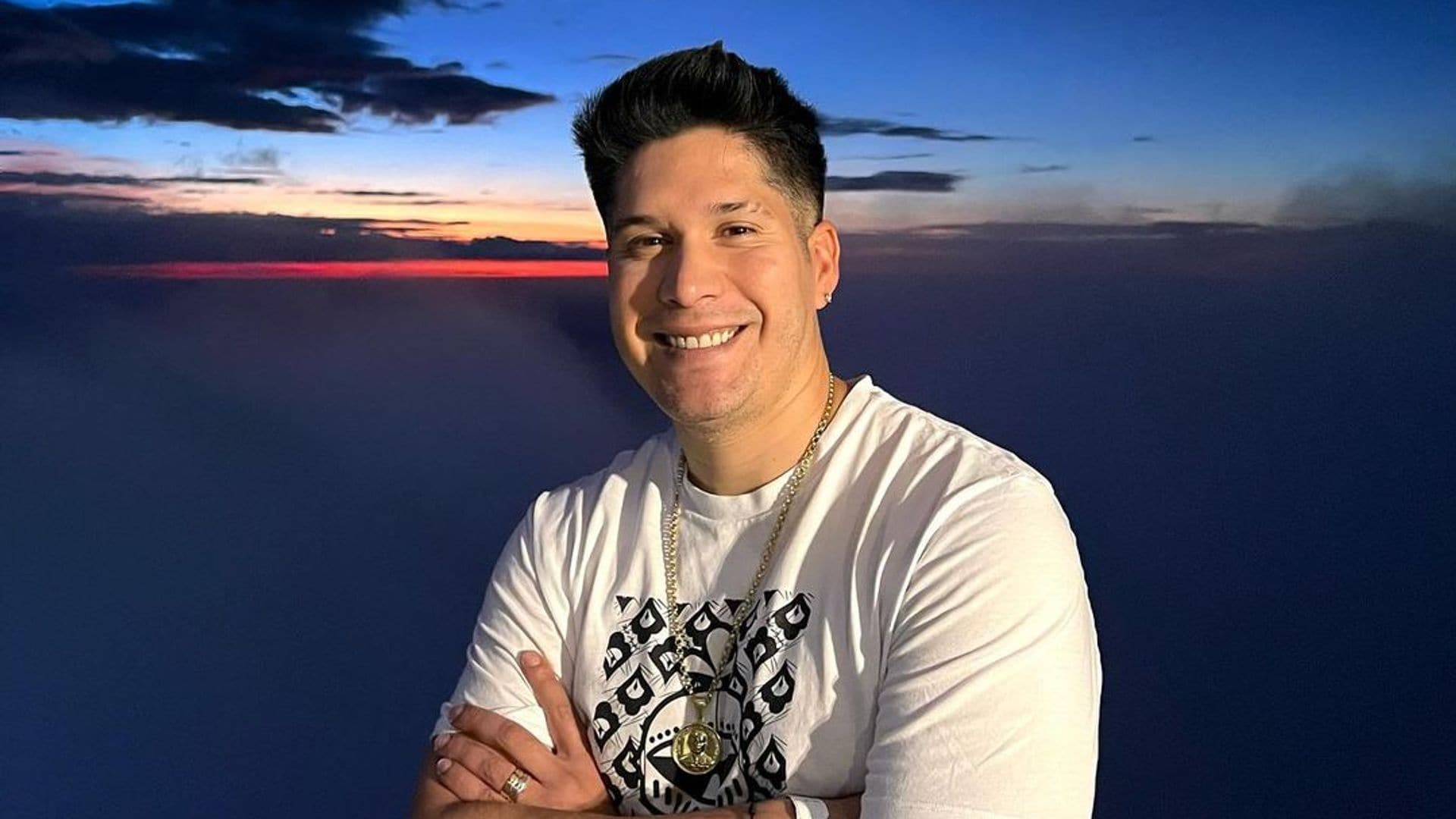En medio de su recuperación, 'Chyno' Miranda reaparece para pedir respeto y tolerancia hacia su persona