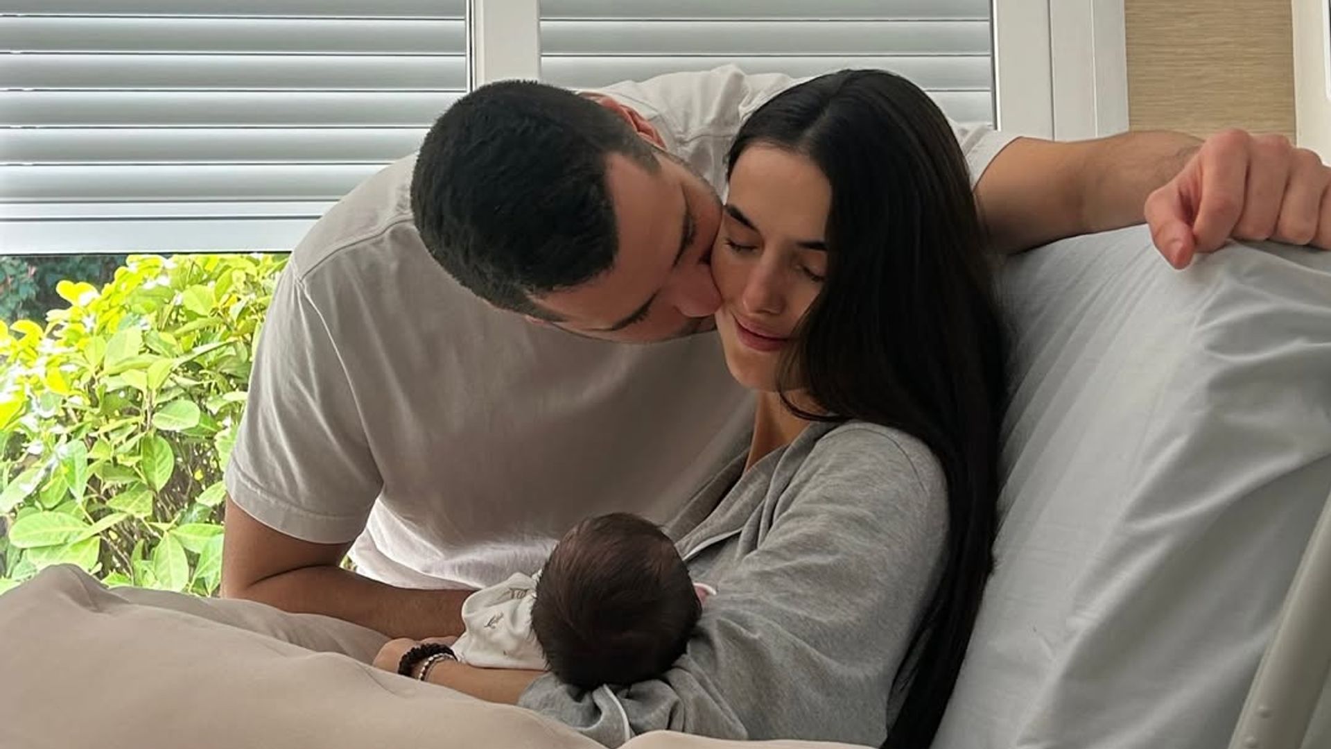 Blanca Padilla da la bienvenida a su hija: este es el curioso nombre que ha elegido y que encierra un gran significado