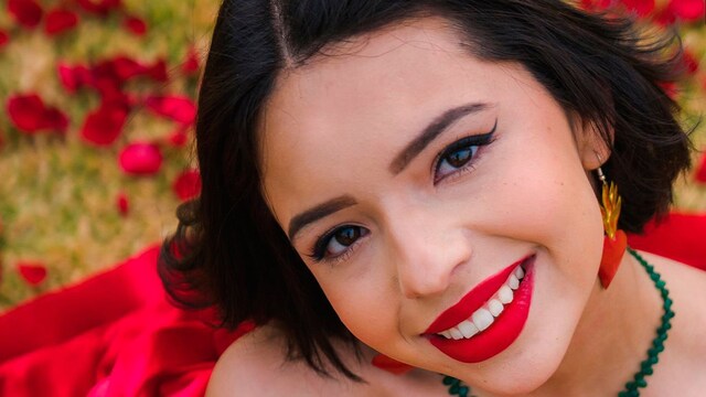 ngela aguilar