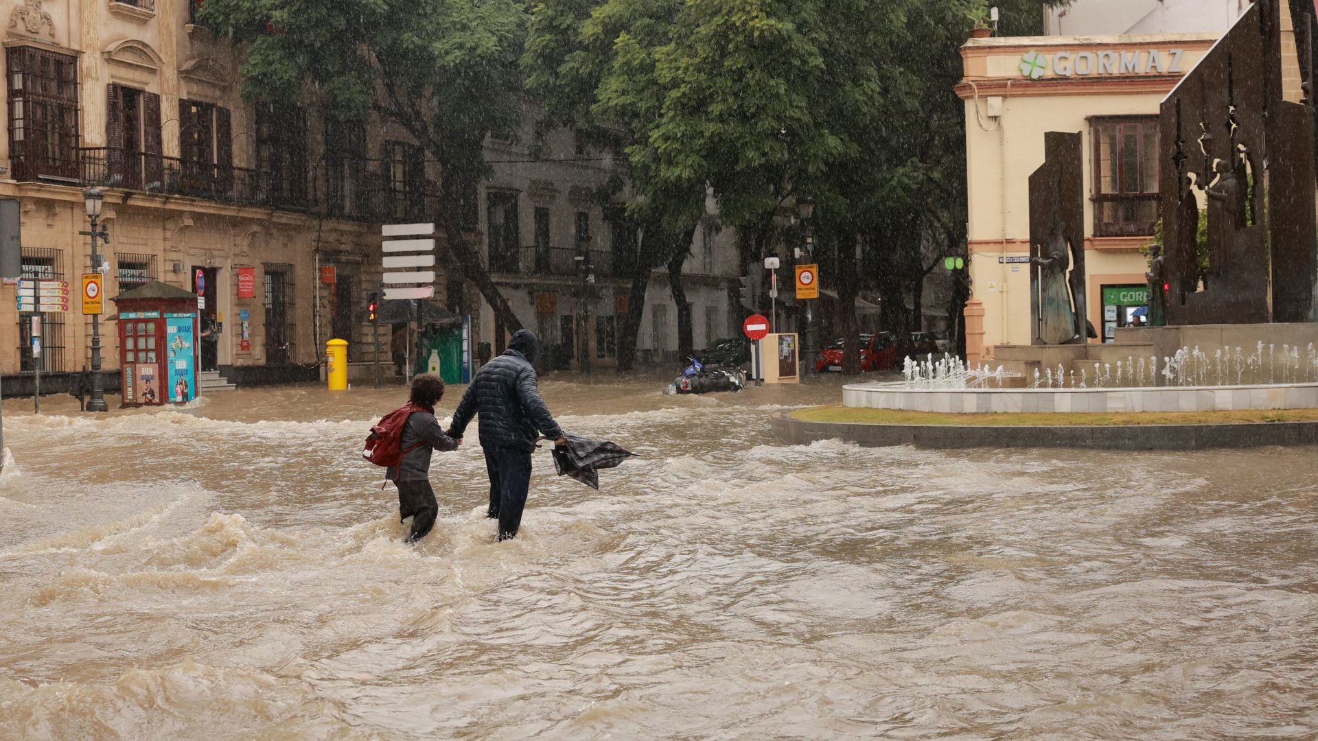 En imágenes: El destructor paso de la DANA por Jerez de la Frontera, Cádiz