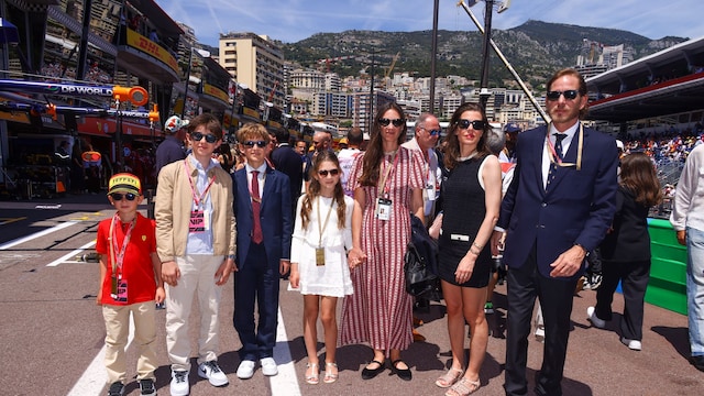 Maximilian Casiraghi, Raphael Elmaleh, Alexandre Casiraghi, India Casiraghi, Tatiana Santo Domingo,  Carlota Casiraghi y Andrea Casiraghi 