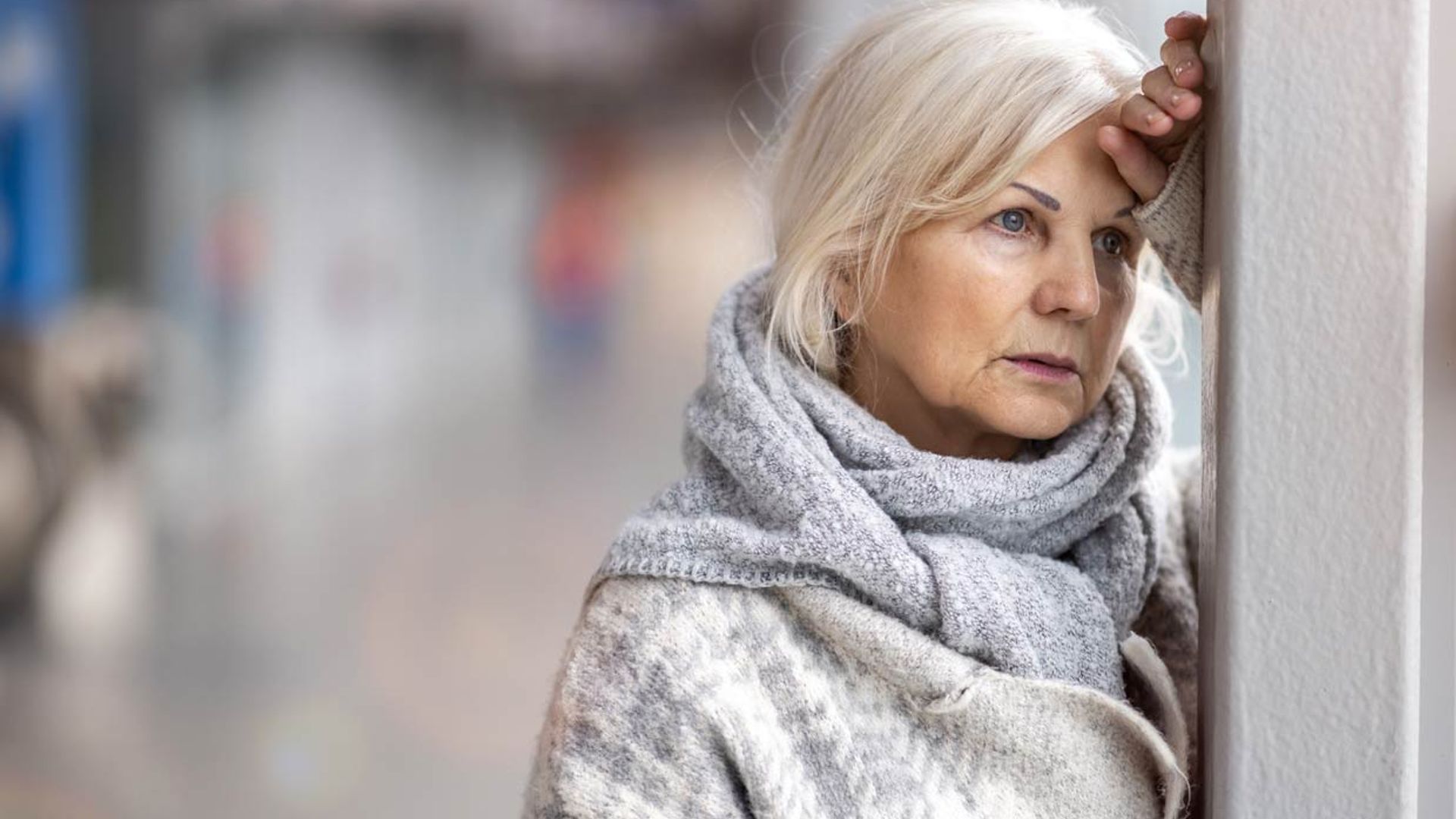 ¿Sabes qué es el síndrome vespertino que padecen algunos enfermos de Alzheimer?