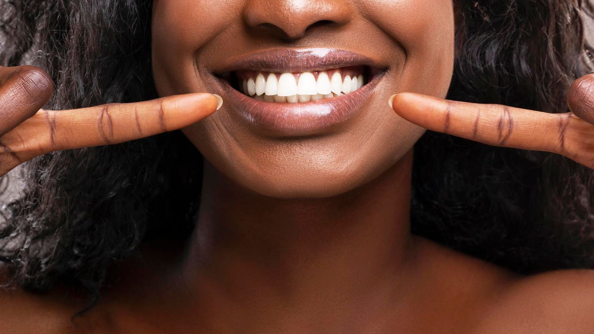 8 lápices blanqueadores de dientes para una sonrisa de diez