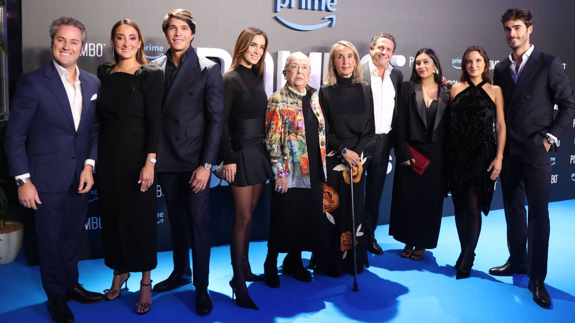 María Pombo, arropada por toda su familia, en el estreno de su documental: te contamos quién es quién