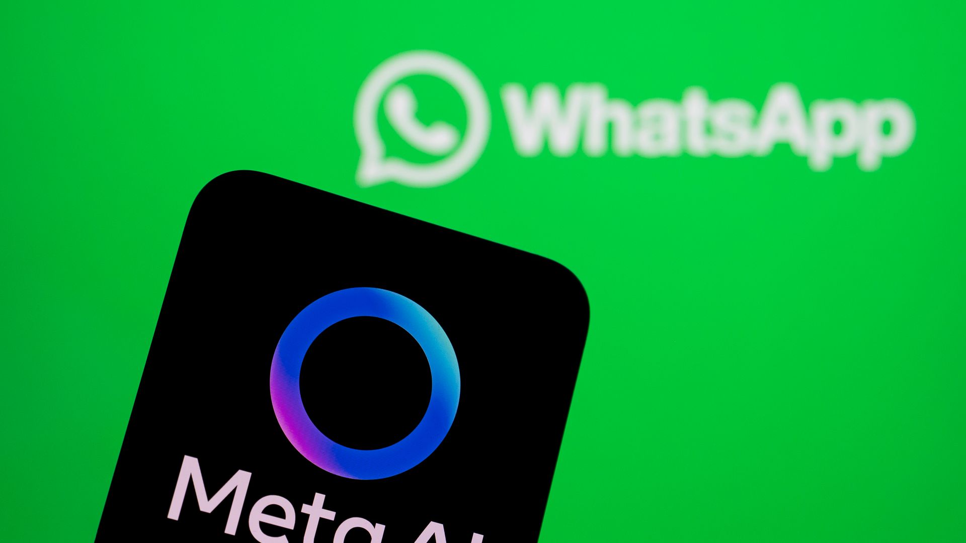 El círculo azul de Meta AI no se va: qué hay detrás de que no puedas eliminarlo de WhatsApp