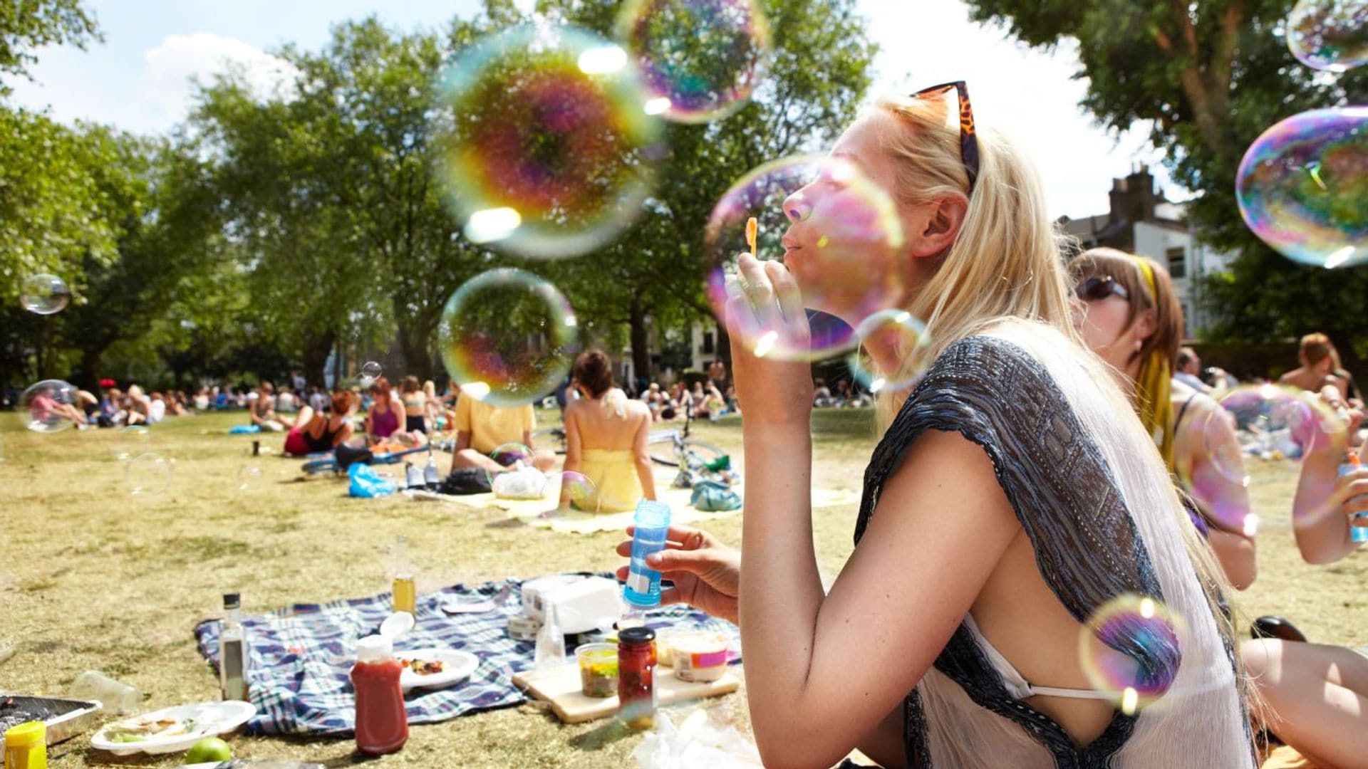 7 accesorios imprescindibles para un pícnic en el parque