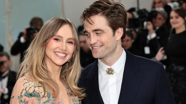 suki waterhouse y robert pattinson