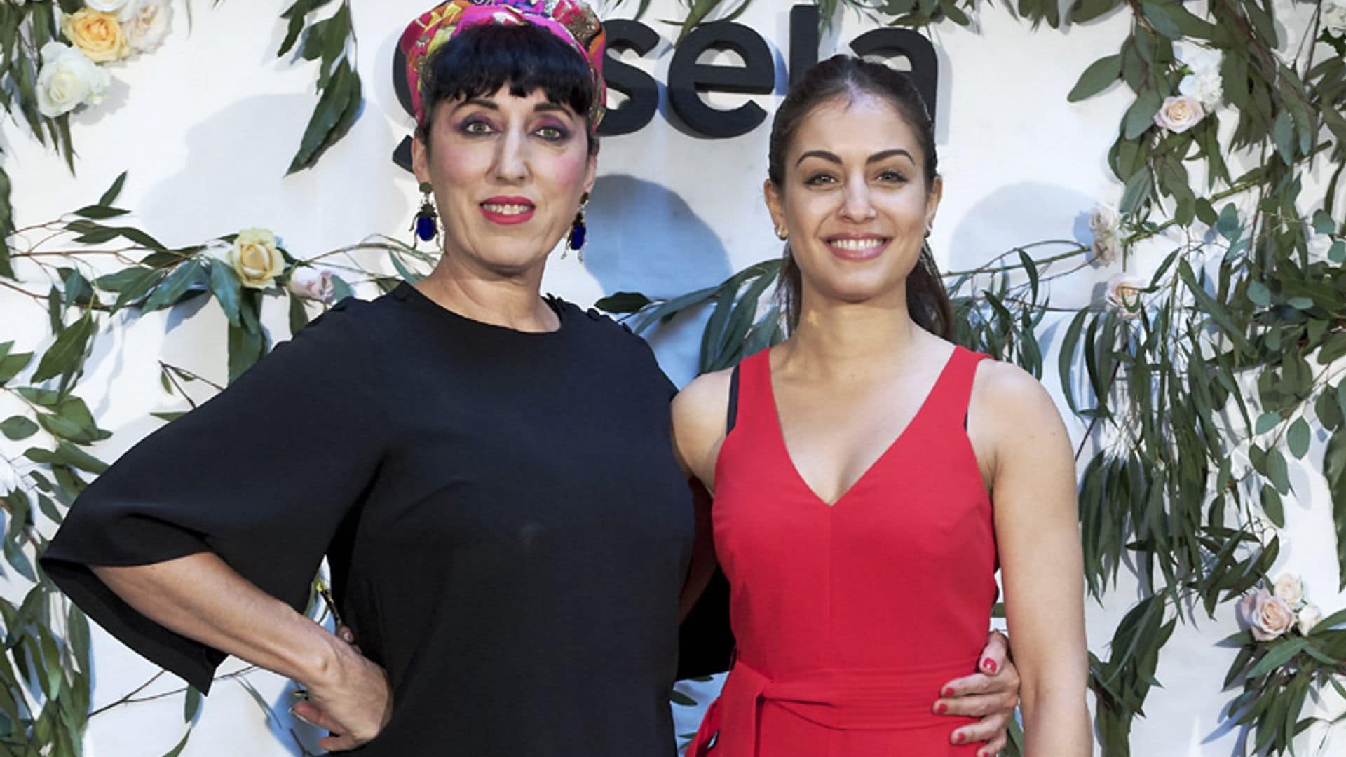 Hiba Abouk y Rossy de Palma: sobre moda, diversidad y belleza sin engaños