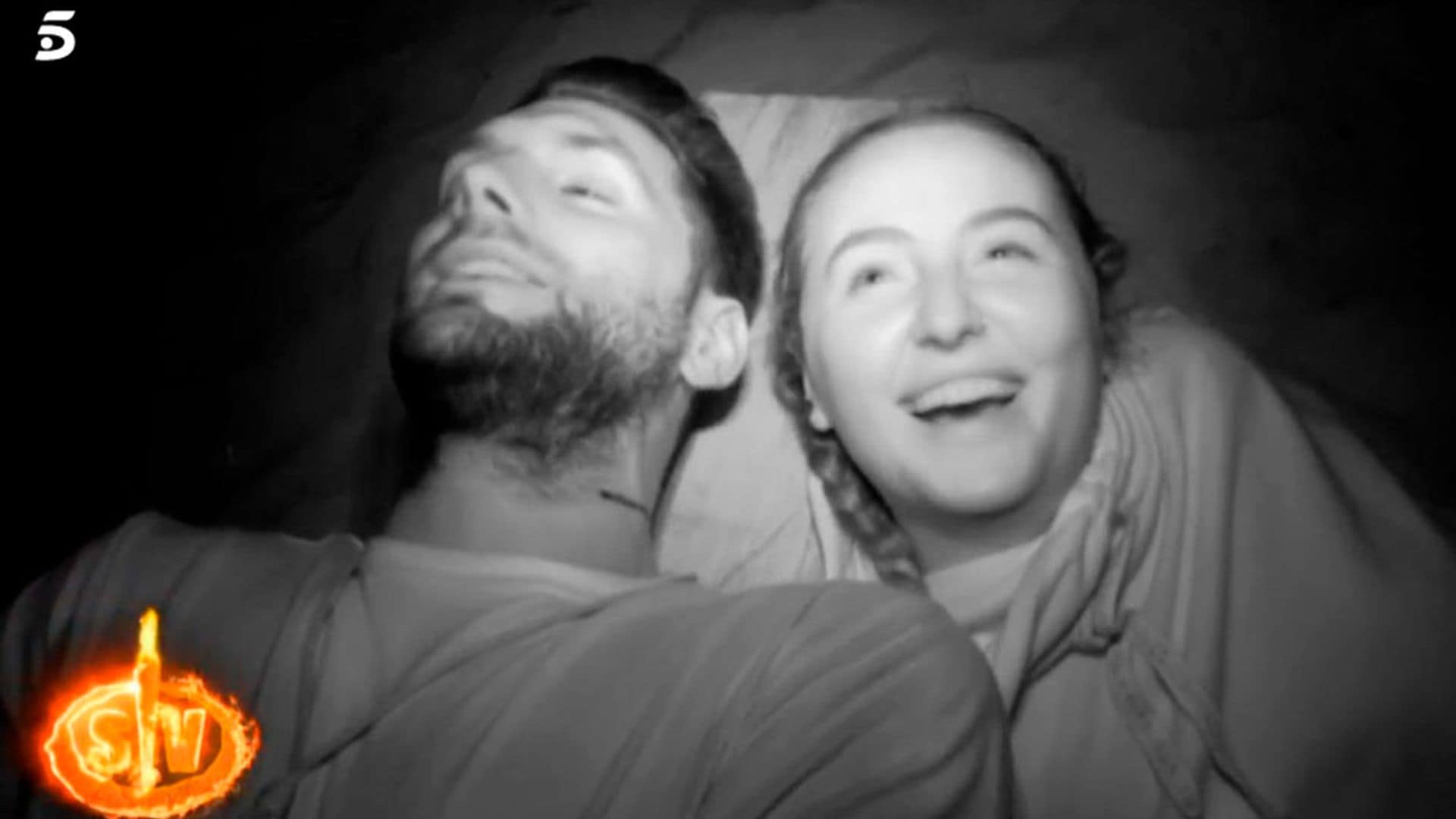 Rocío Flores y Albert Barranco, una amistad que crece bajo las estrellas de 'Supervivientes'
