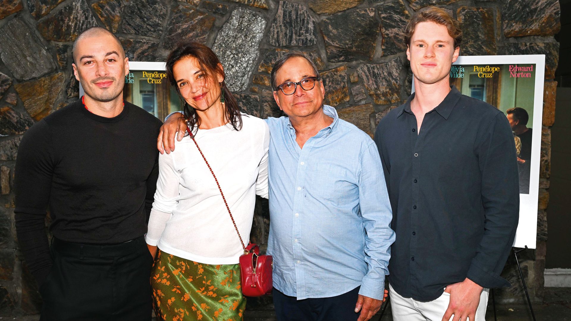 El posado oficial de Katie Holmes junto a Jason Bard