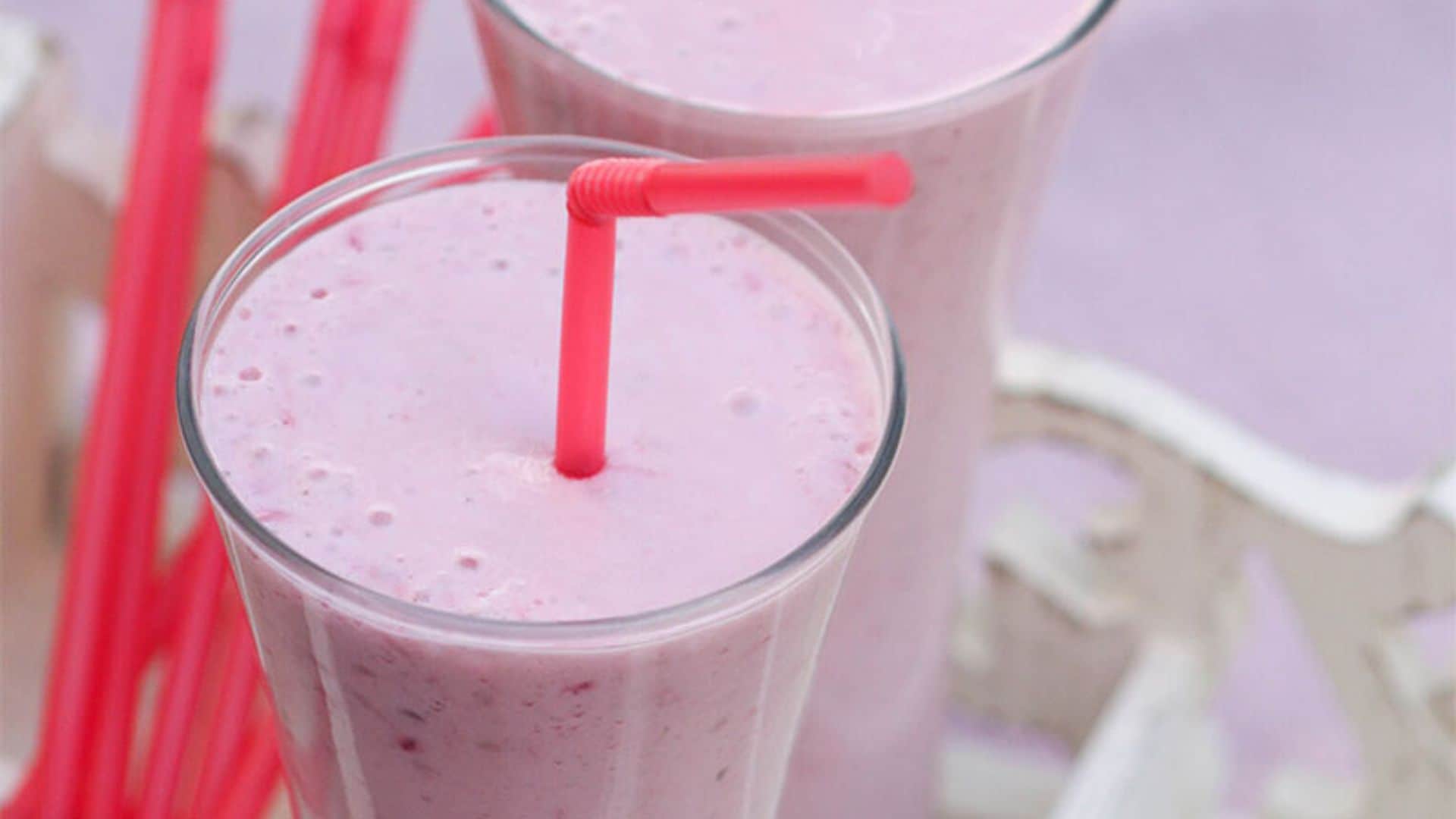 Batido de frambuesa con leche de almendras