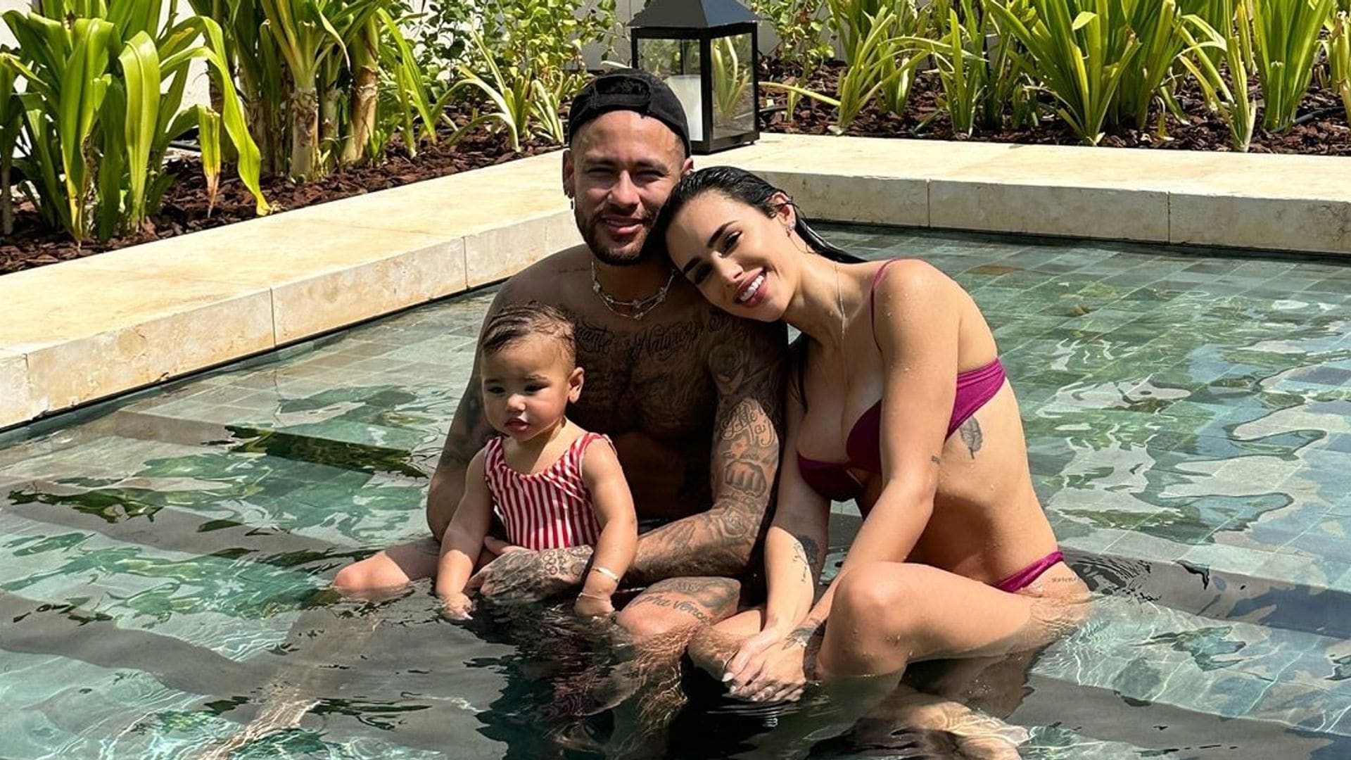El posado familiar de Neymar y su Bruna Biancardi un año después de su ruptura que plantea muchas preguntas
