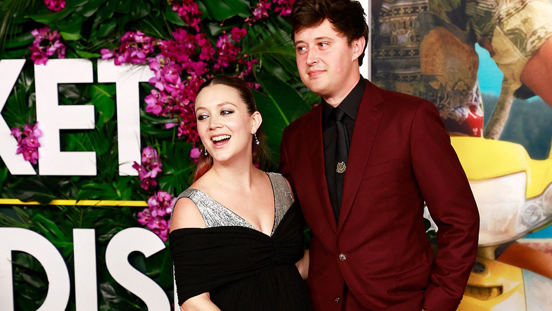 Billie Lourd, hija de Carrie Fisher, deslumbra enamorada, embarazadísima ¡y sin parar de trabajar!