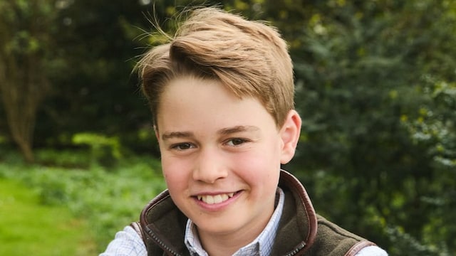 El nuevo retrato del príncipe George con motivo de su 12° cumpleaños.