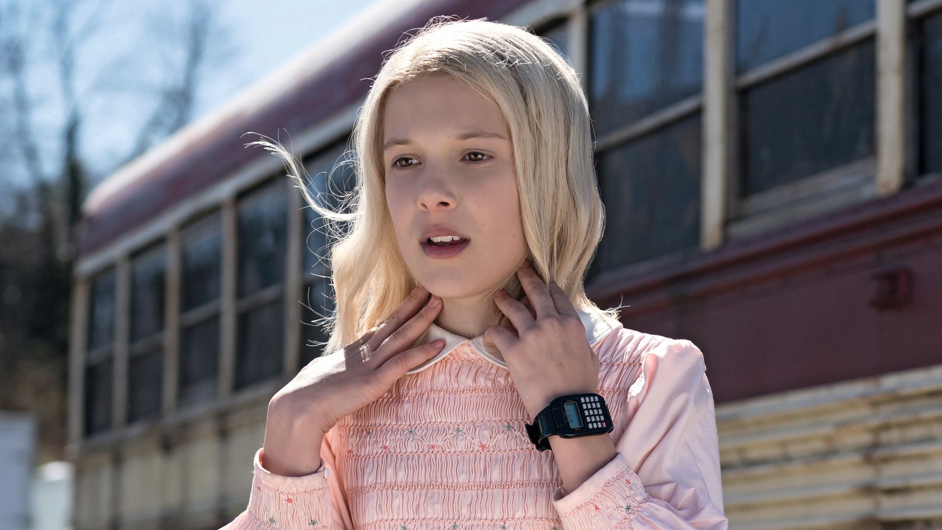 Millie Bobby Brown como Eleven en el primer episodio de la primera temporada de Stranger Things