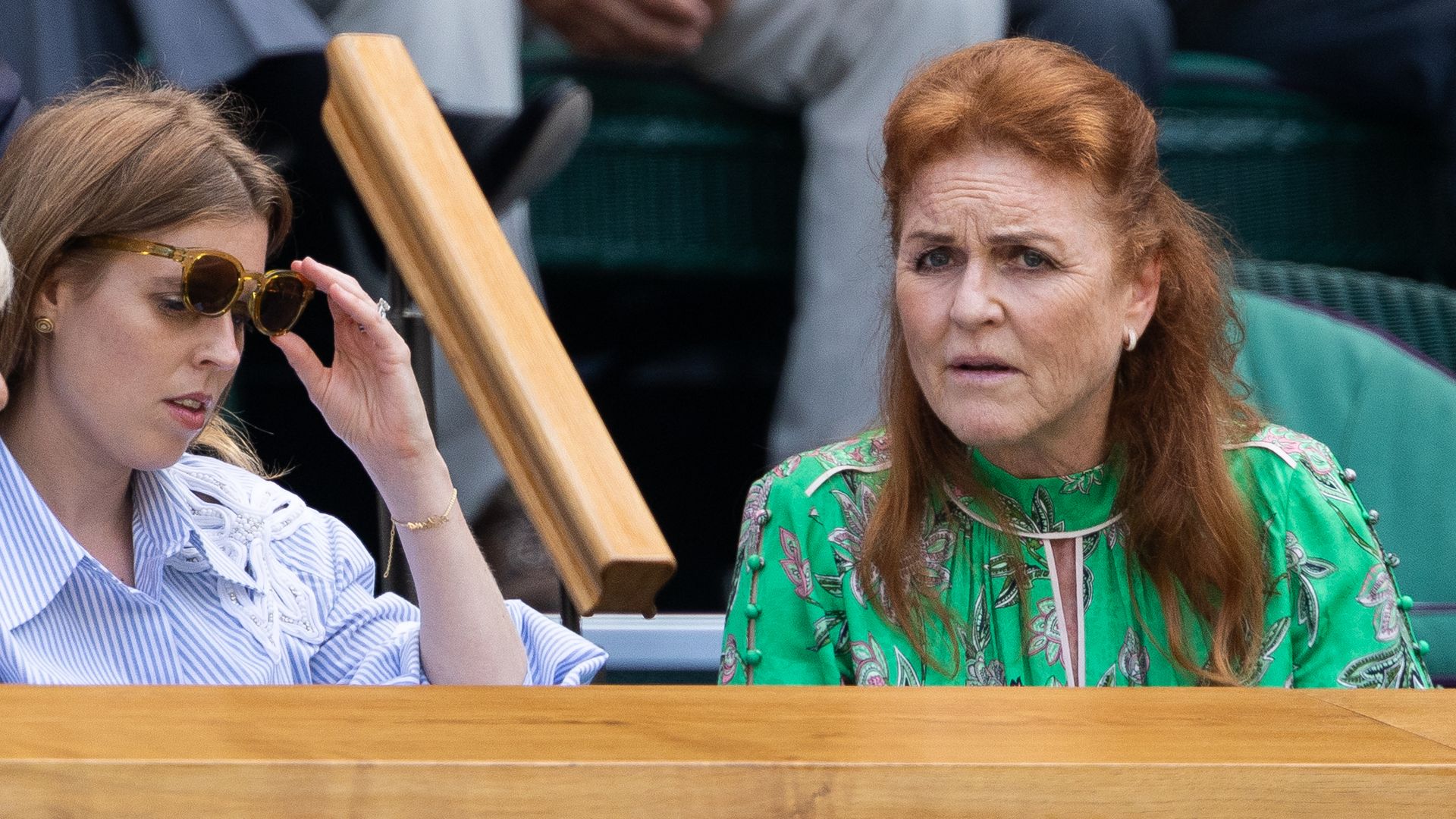 Sarah Ferguson se escapa a los Emiratos Árabes mientras reflexiona sobre su futuro: "Necesito volver a trabajar, necesito dinero"