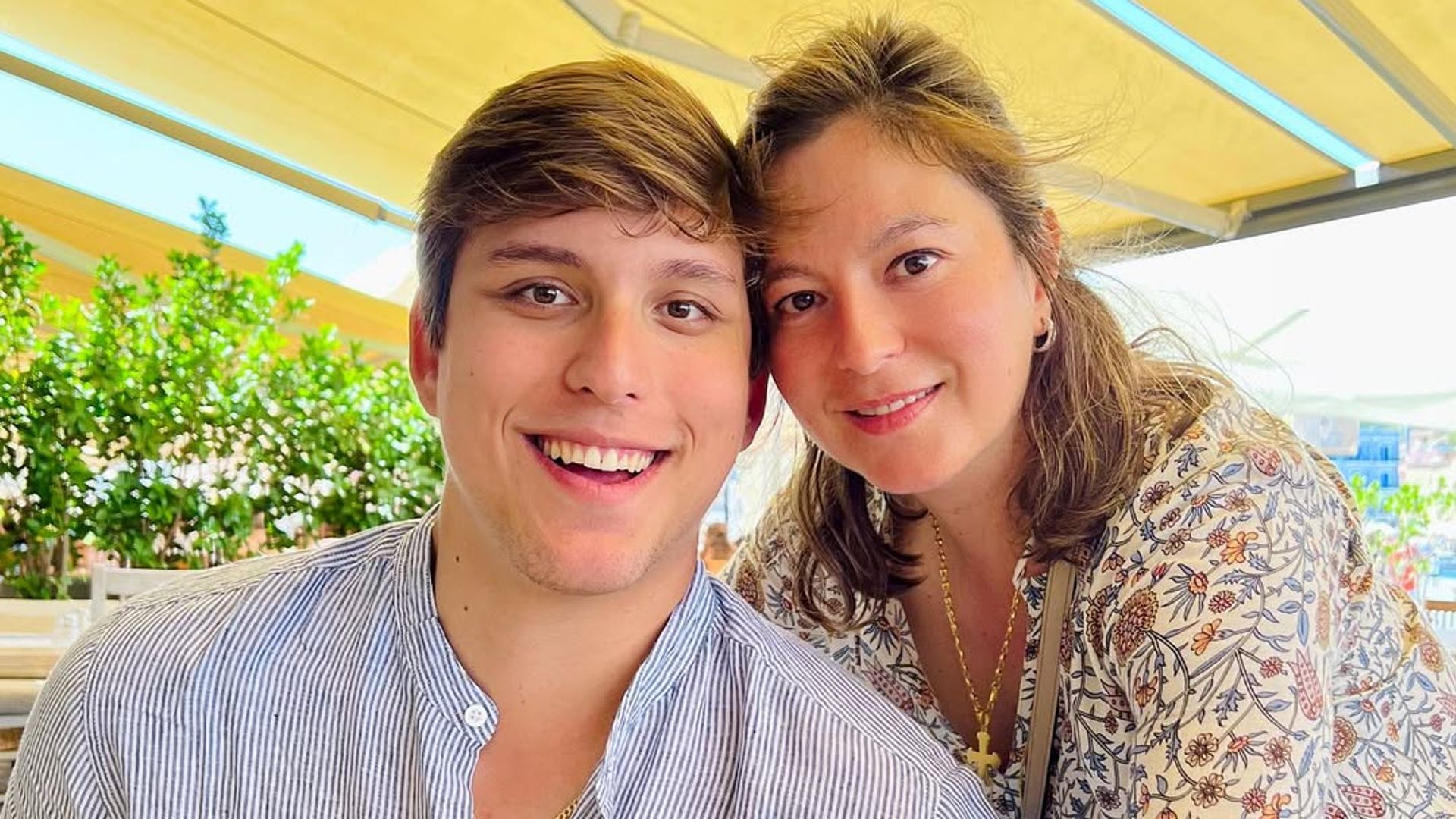 Chábeli Iglesias con su hijo Alejandro Altaba