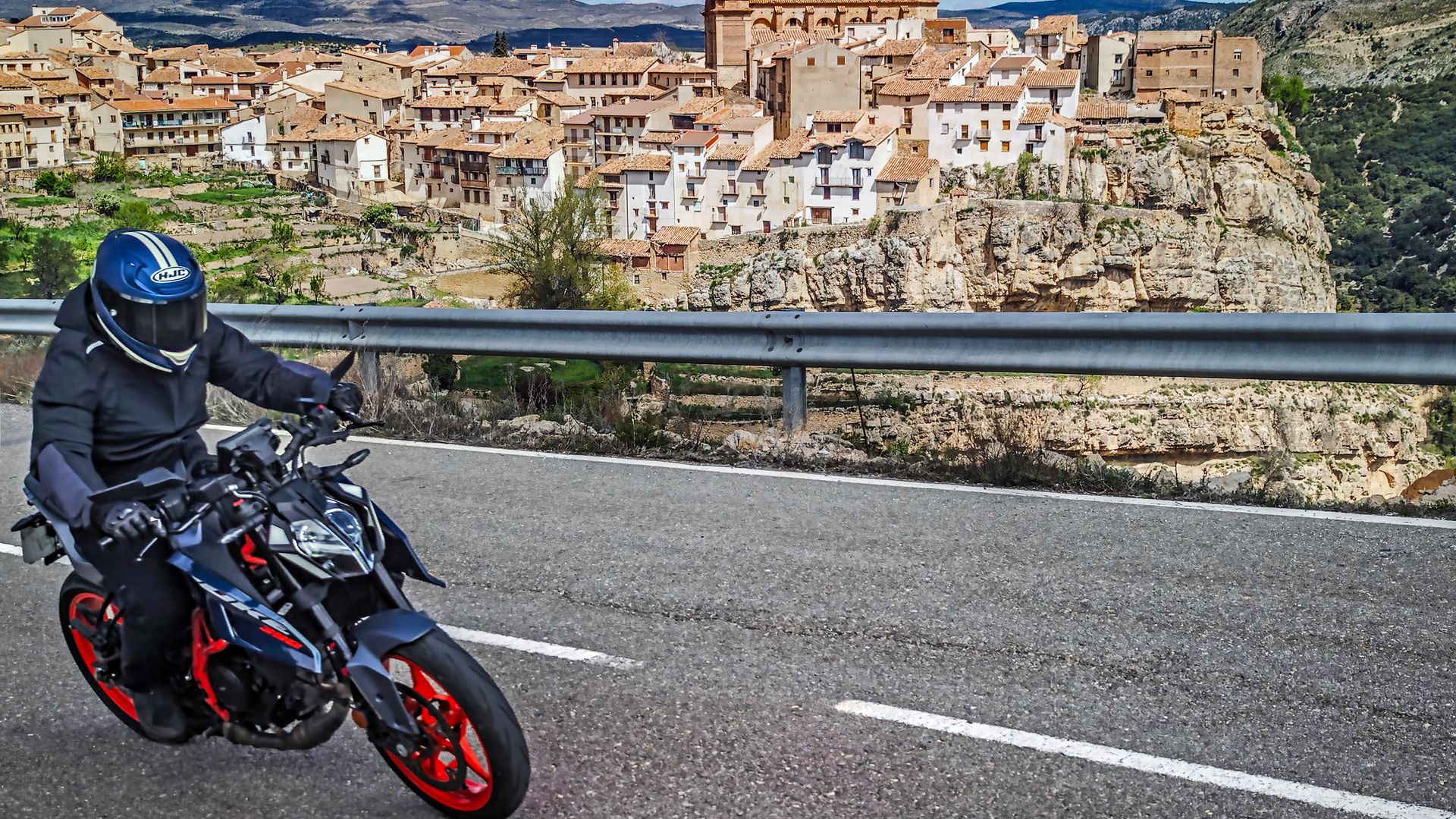 villarluengo, the silent route, teruel