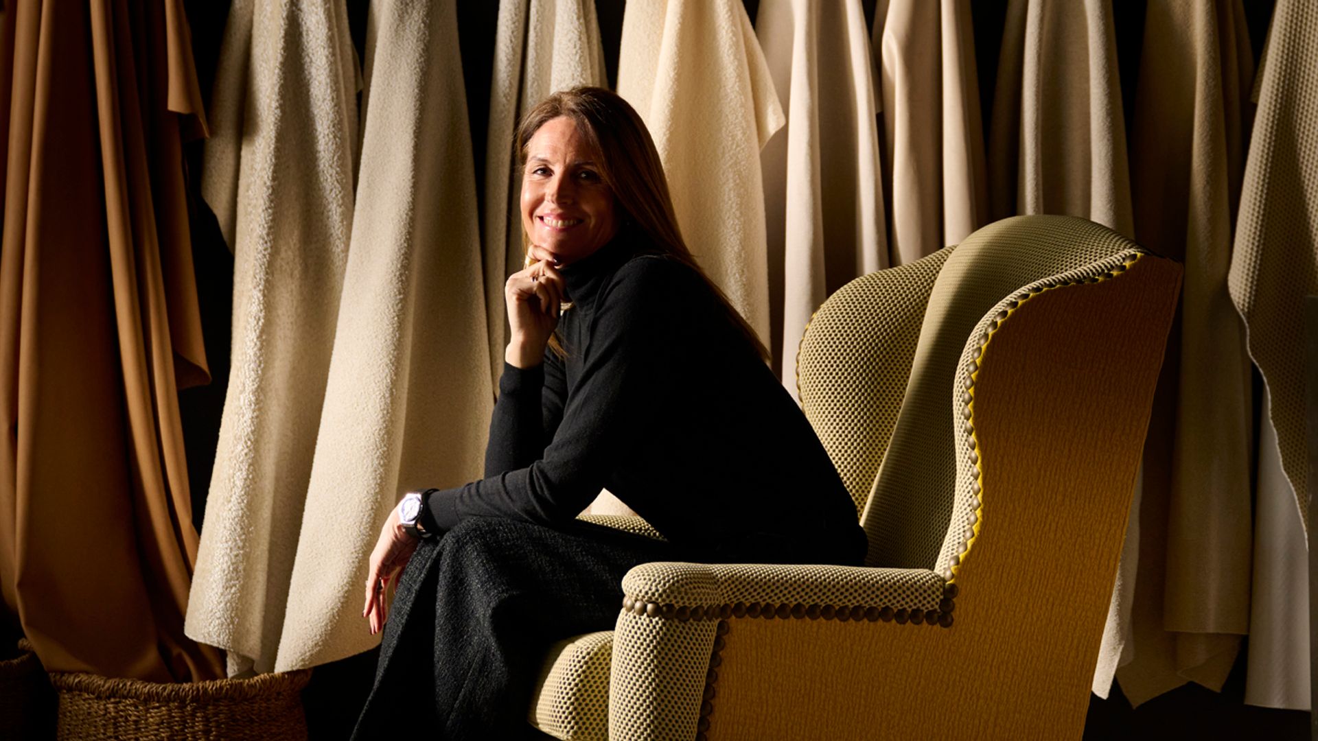 Retrato de la interiorista Débora Labarta, fundadora de DL Interiorismo y CEO de Noble Creaciones.