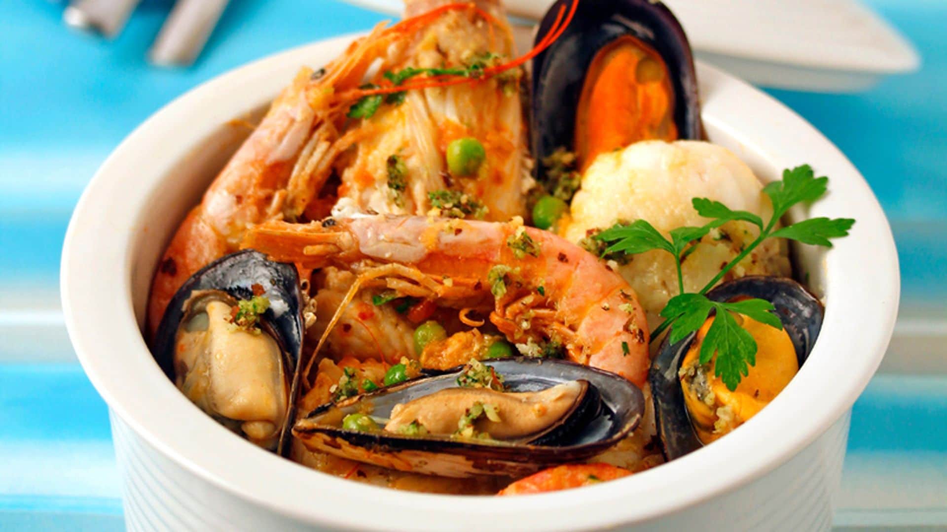 Zarzuela de rape y mariscos
