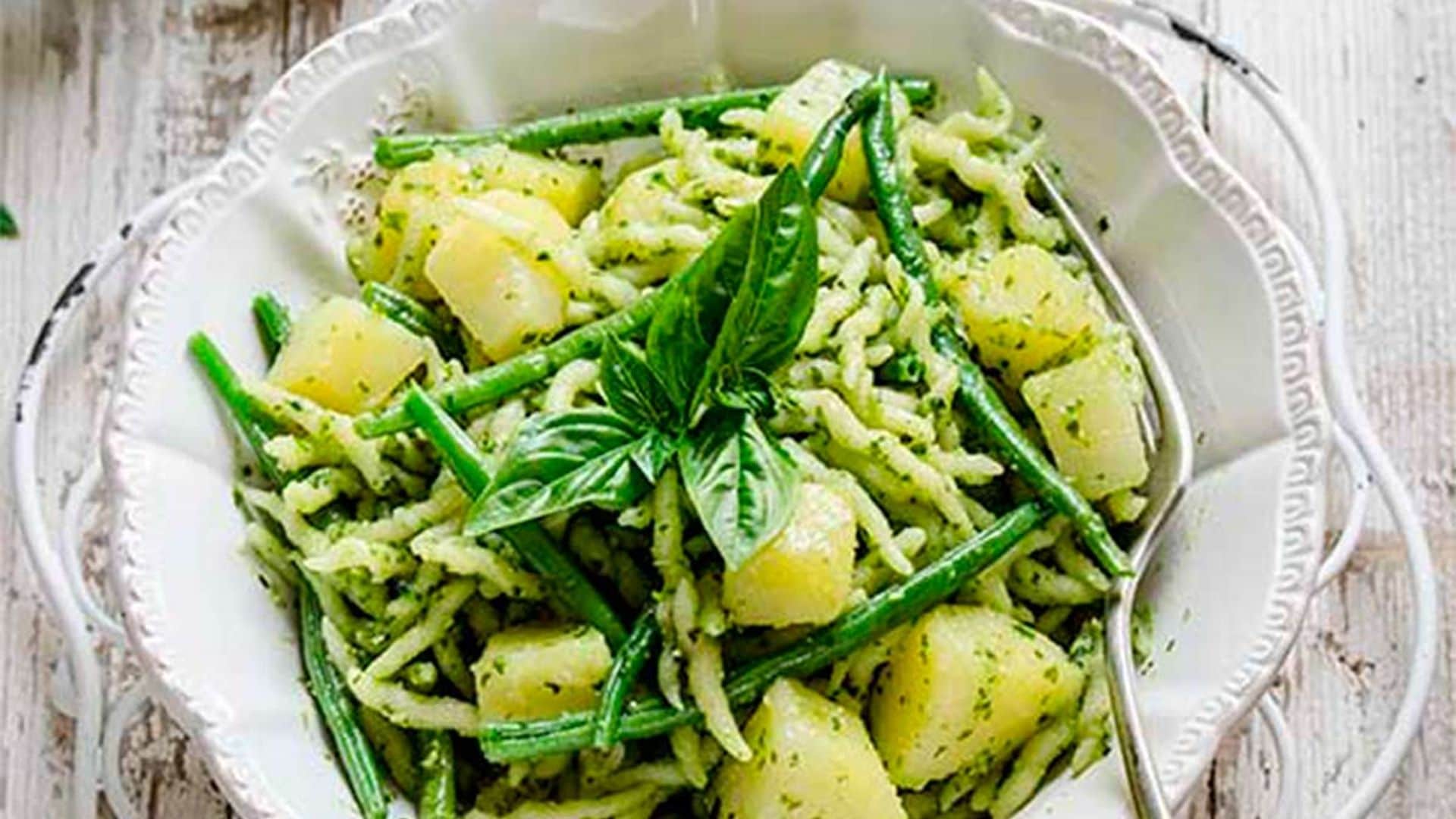 Pasta con judías verdes y patatas al estilo genovés