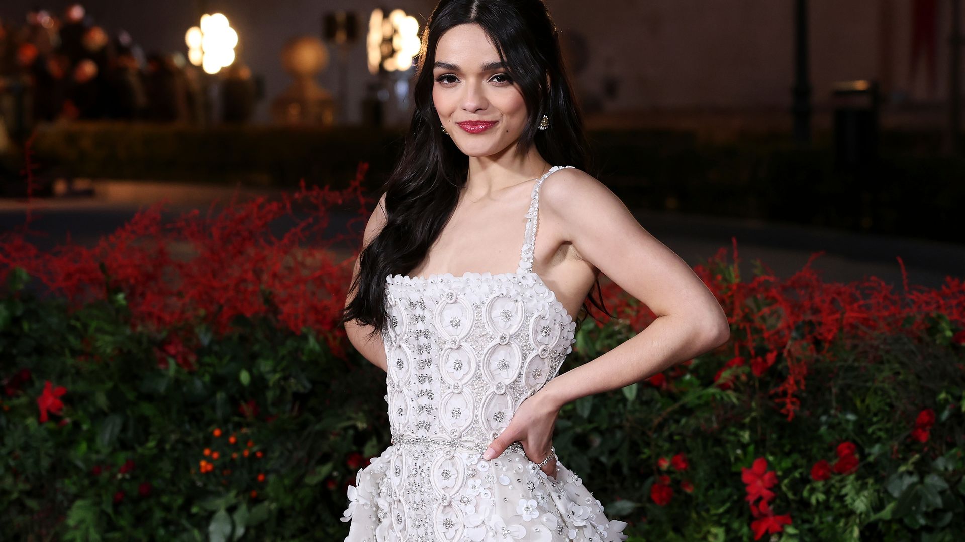 La actuación viral de Rachel Zegler vestida de Alta Costura en el Alcázar de Segovia