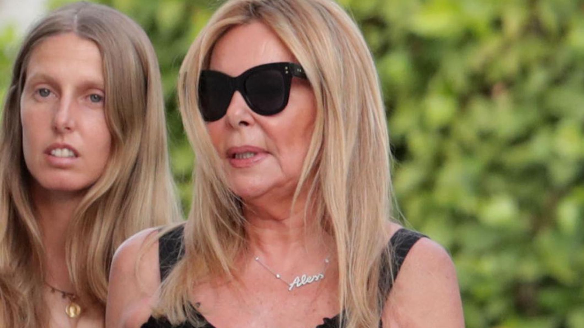 ‘Un año sin ti, mamá’, Ana Obregón recuerda a su madre con una misa rodeada de su familia