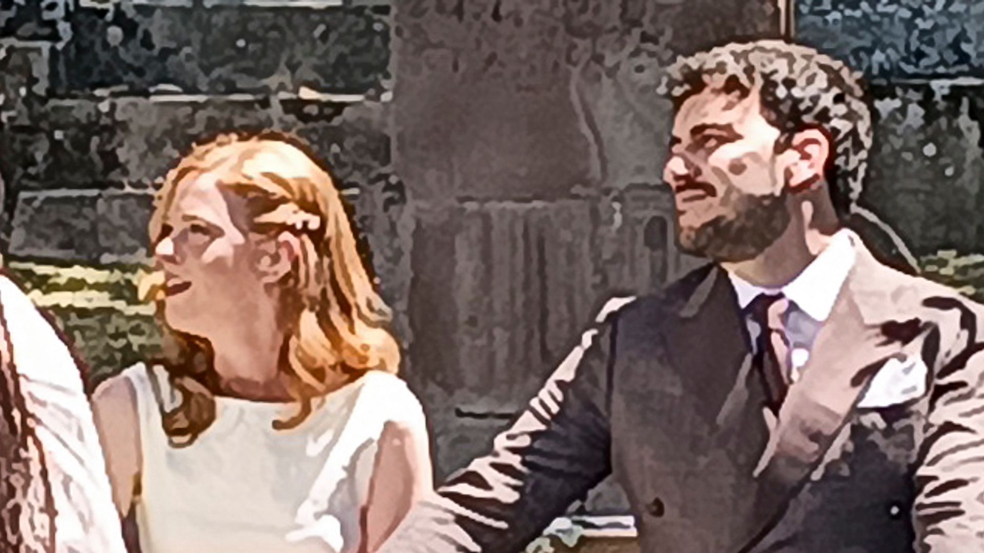 FOTOS EXCLUSIVAS. La hija de Jorge Verstrynge se ha casado en La Rioja: todos los detalles de la boda y su espectacular vestido de novia