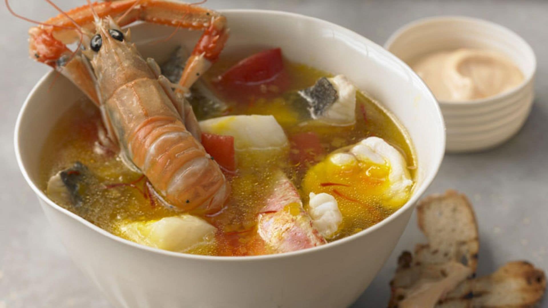 Sopa bullabesa exprés