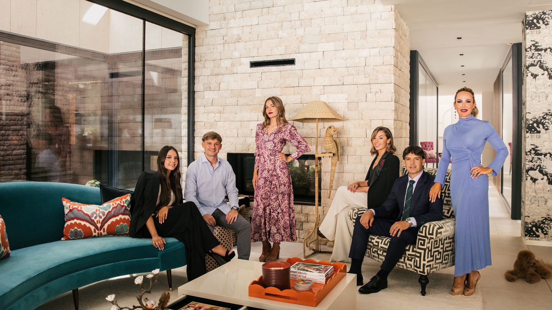 Fernando Morientes: Scalpers / Victoria: Victoria Beckham / Martina, Gabriela y Lucía: Cherubina , tacones: Louboutin / Fernando Jr.: Hugo Boss