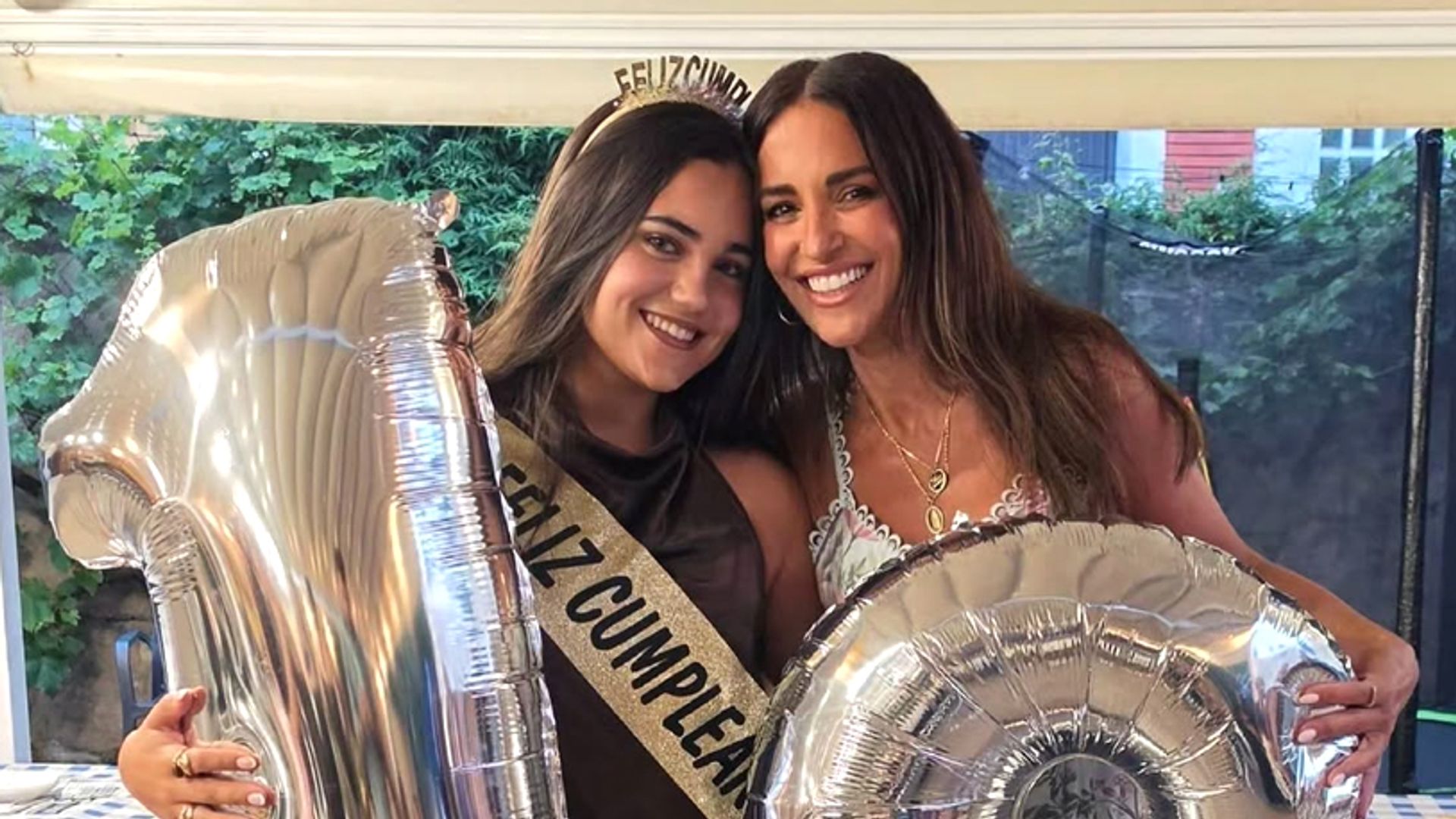 Paula Echevarría, con su hija Daniella en su 18 cumpleaños