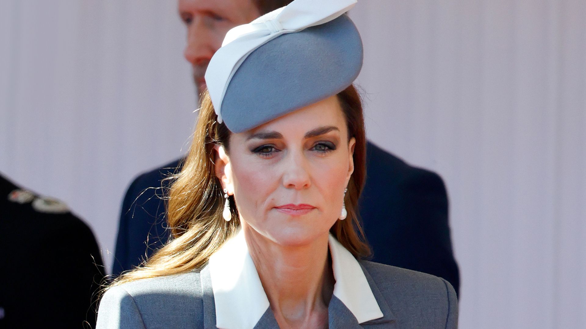 Kate Middleton asiste a la ceremonia oficial de bienvenida al presidente de la República Federal de Nigeria, Bola Tinubu, y a la primera dama, Oluremi Tinubu, en la Tribuna Real de Datchet Road, durante el primer día de su visita de Estado al Reino Unido, el 18 de marzo de 2026 en Windsor, Inglaterra
