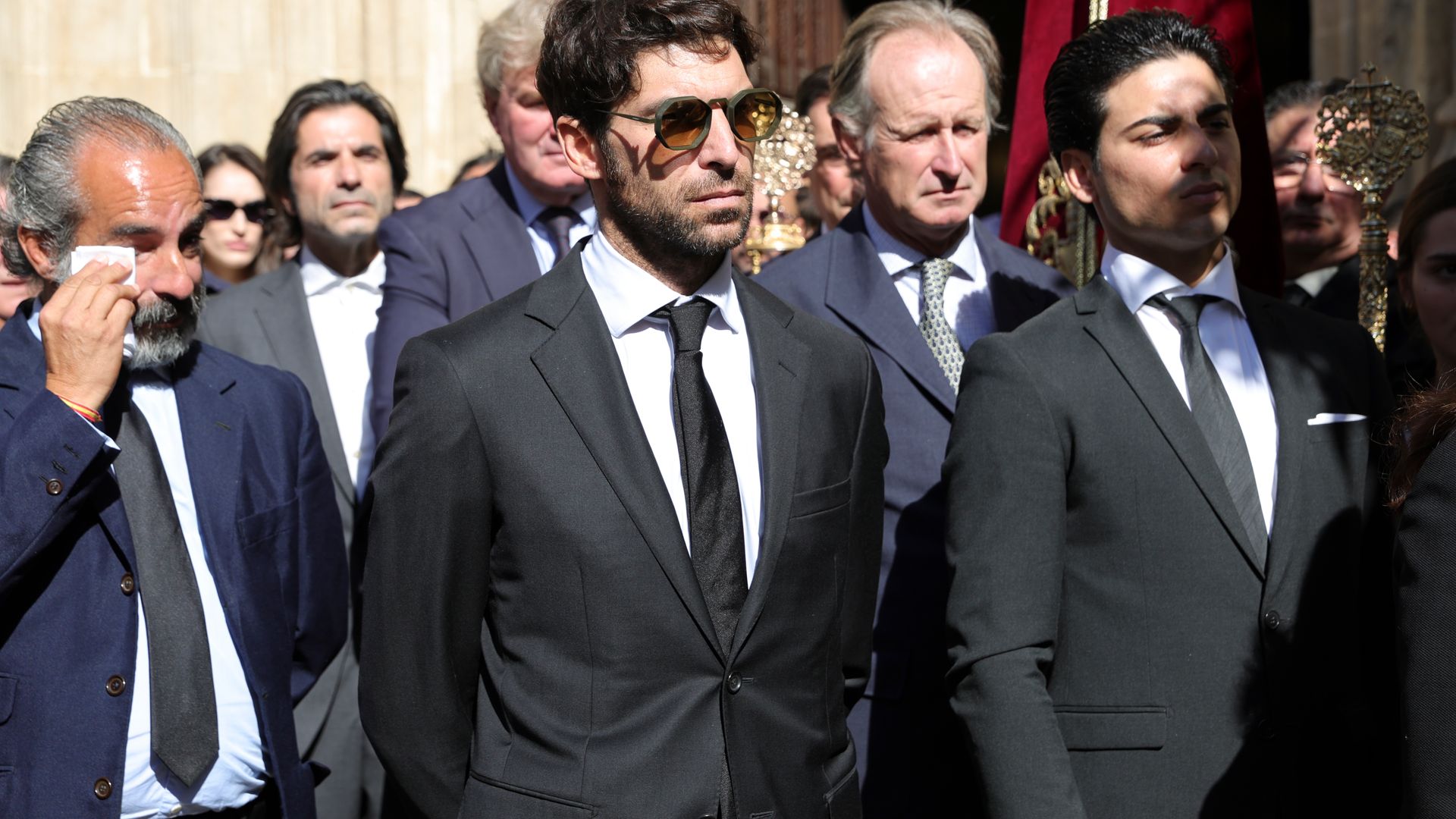 El último adiós a Rafael de Paula reúne a las leyendas del toreo: de Francisco y Cayetano Rivera, a Curro Romero y Víctor Janeiro