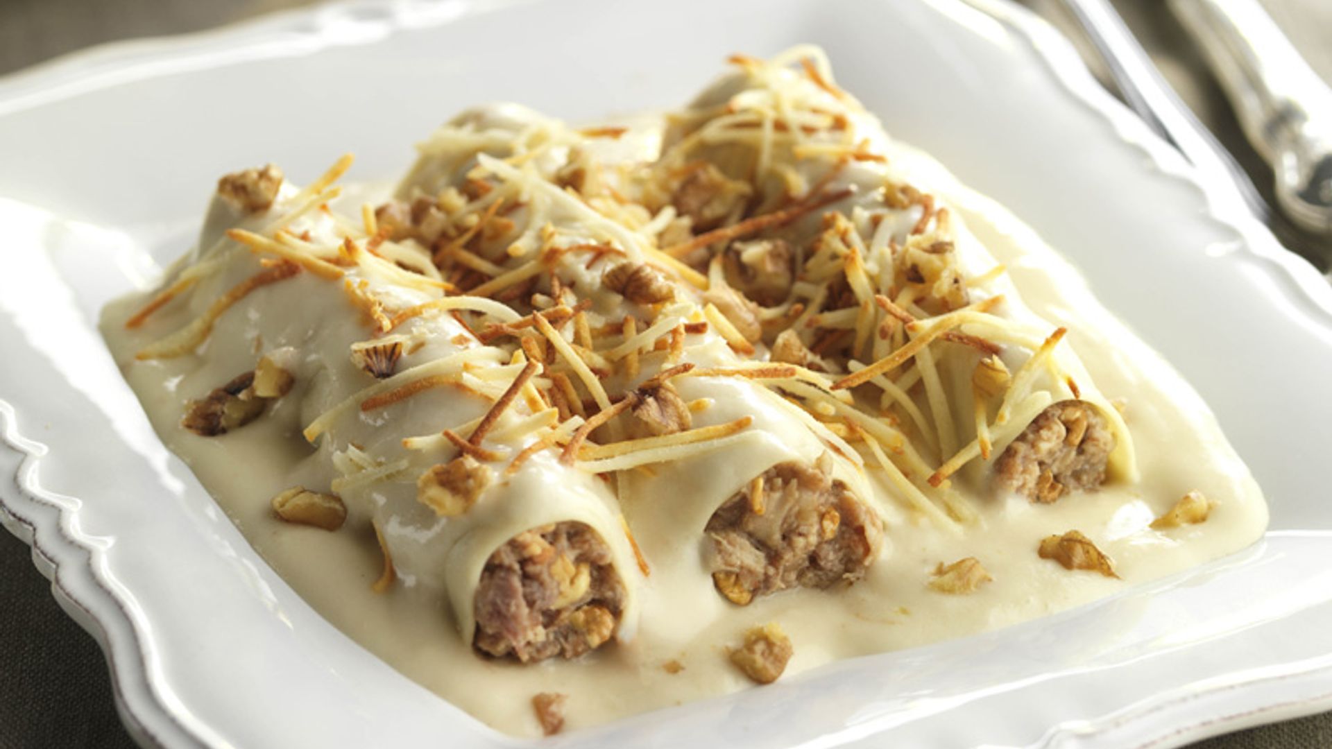 Canelones de carne y nueces