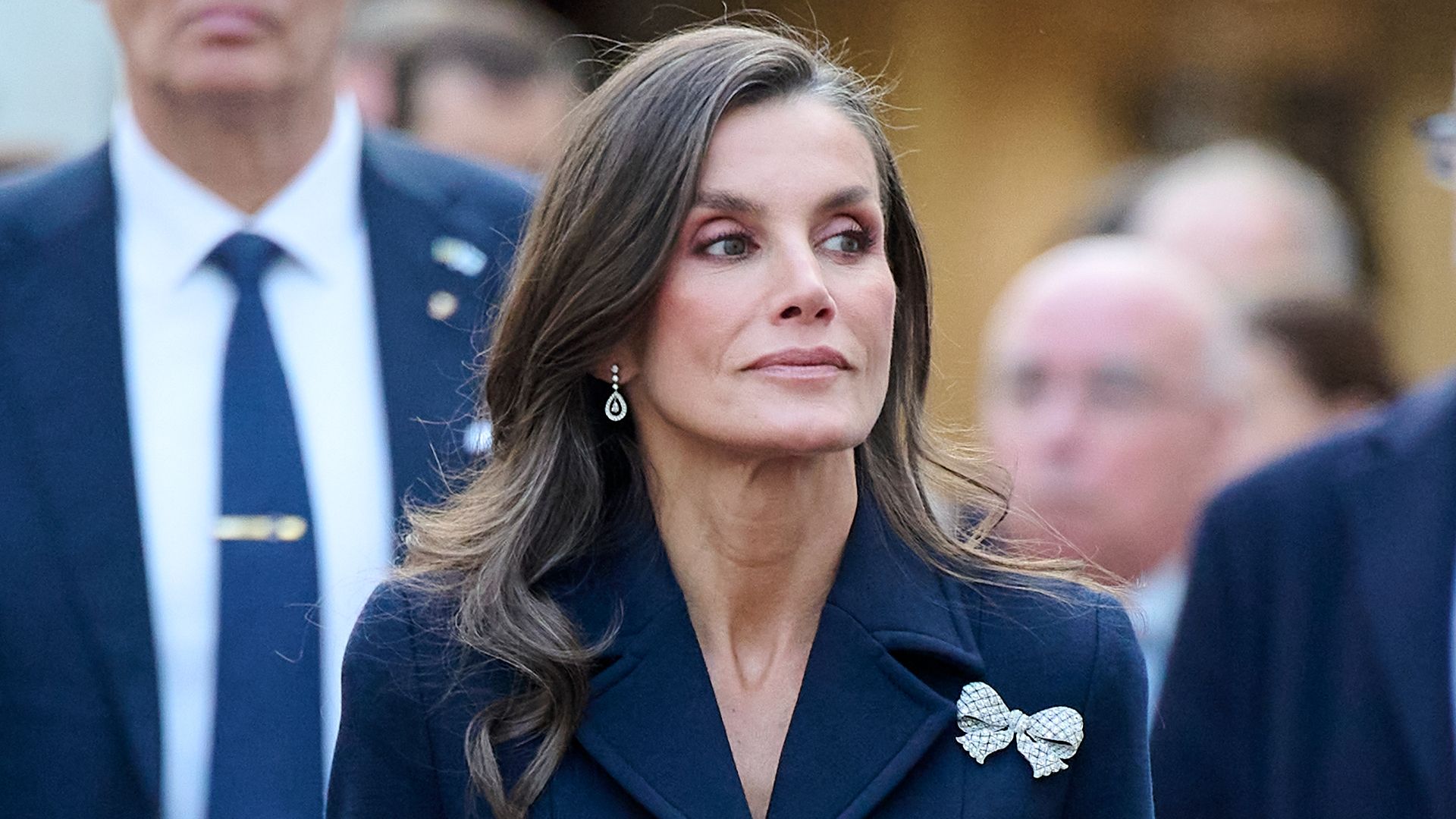 La reina Letizia durante su visita al Museo y Centro de Ciencias del Ártico Arktikum, en Rovaniemi, el 7 de octubre de 2026, con motivo del viaje de Estado de los Reyes a Finlandia.