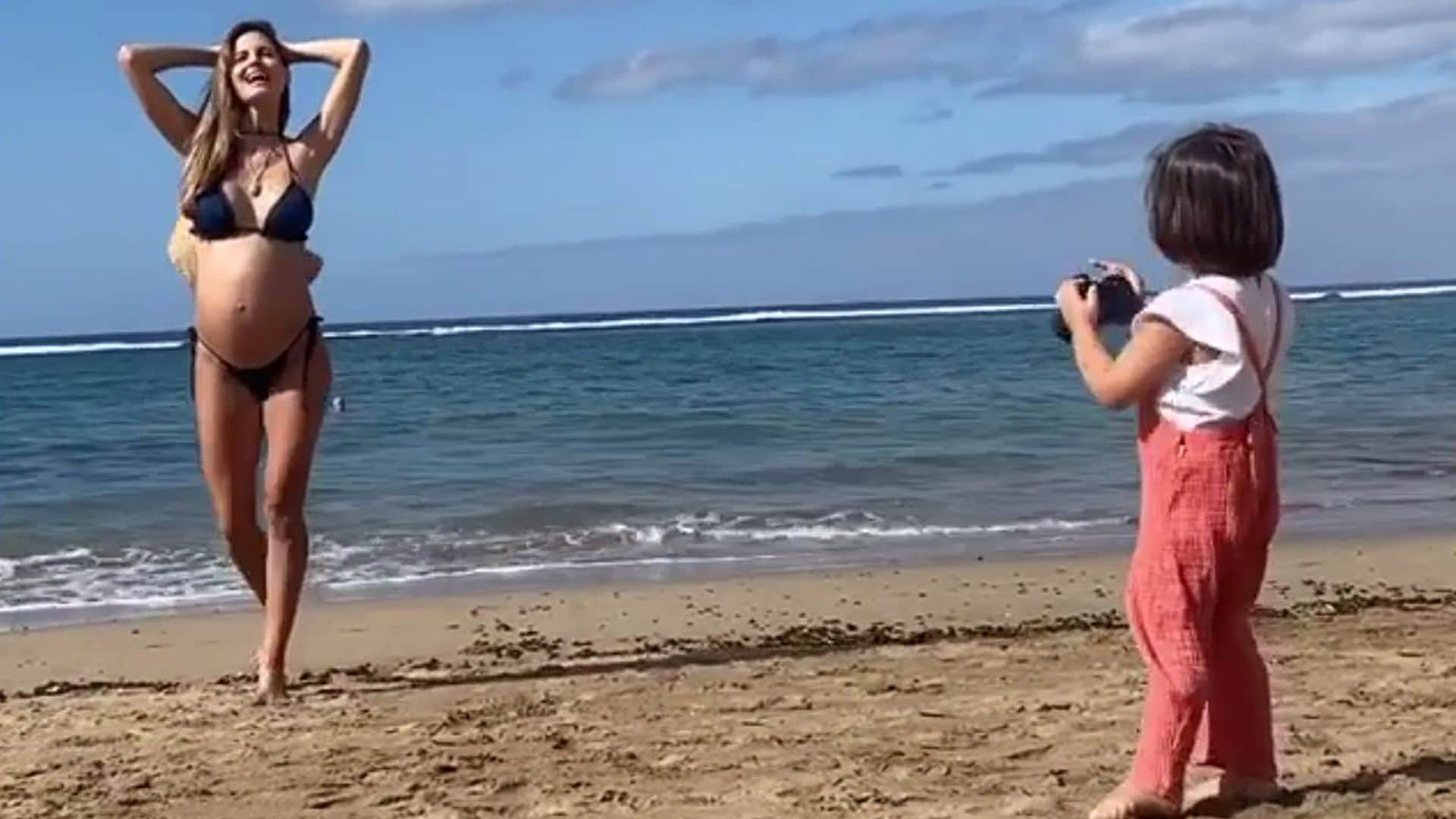 Ariadne Artiles tiene a la mejor directora y fotógrafa... ¡su hija Ari!