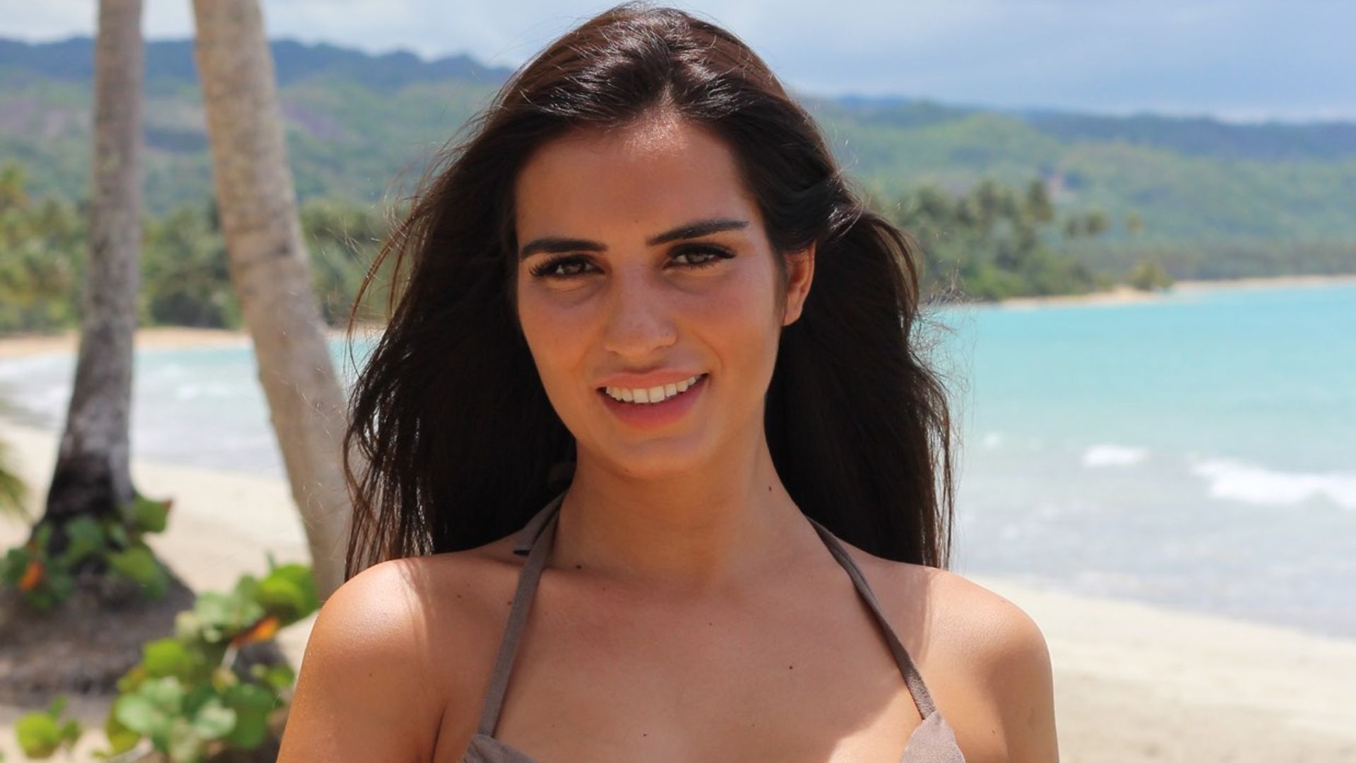 Stefany estalla contra Jesús y Lara por su aventura en la recta final de 'La isla de las tentaciones'