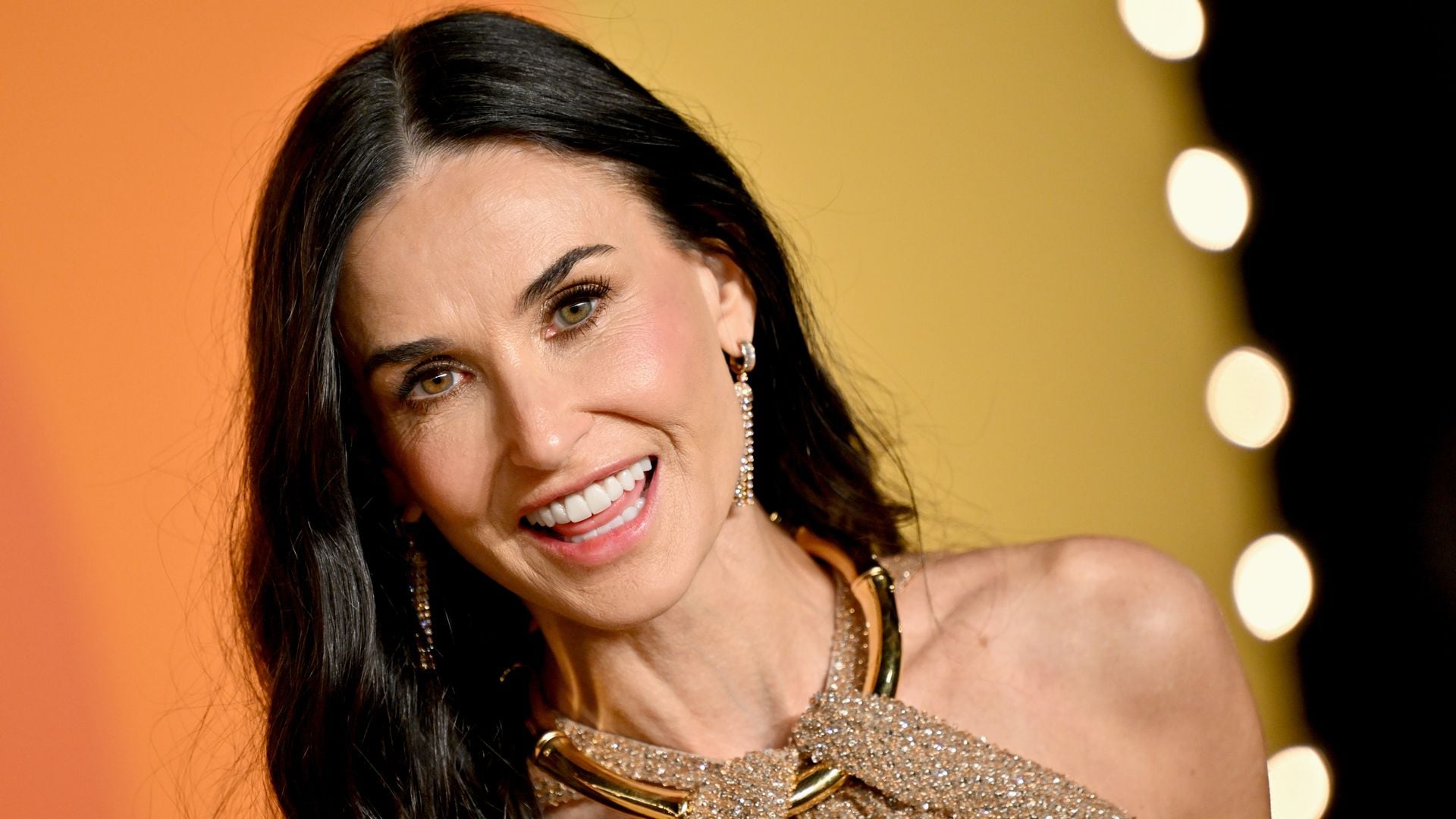 Demi Moore y su radical cambio de look con pelo corto en primavera