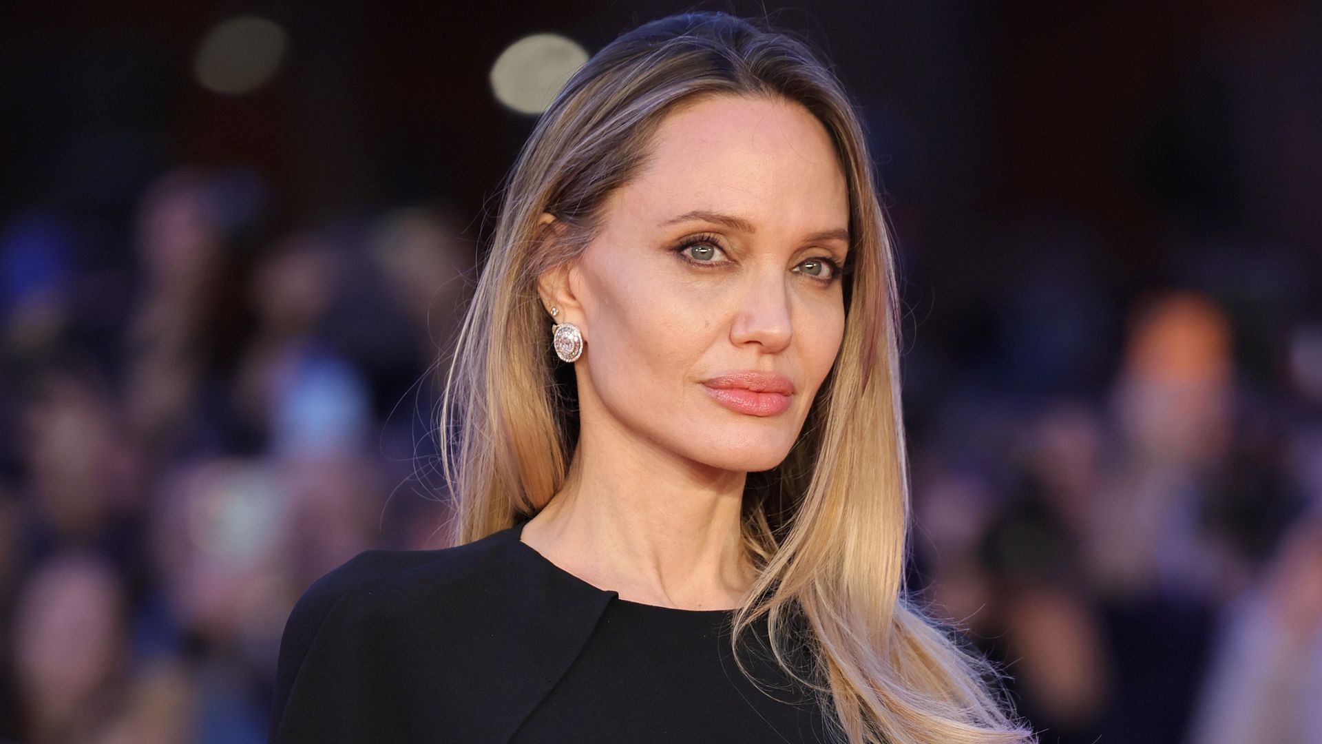 Angelina Jolie vende su mansión de Los Ángeles por 22 millones de euros
