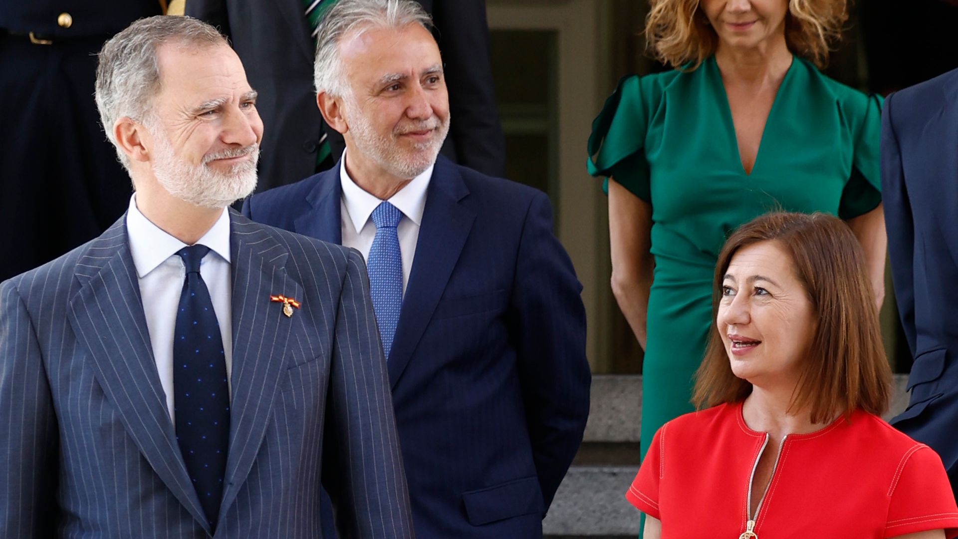 Felipe VI bromea sobre la sorpresa de sus hijas en el 10º aniversario de su proclamación y cuenta qué le pareció