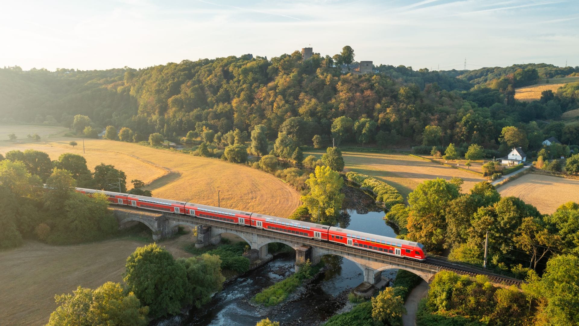 Alemania es uno de los mejores destinos para viajar en tren con impresionantes vistas.
