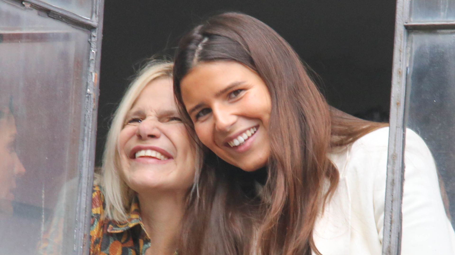 Eugenia Martínez de Irujo y Tana Rivera disfrutando de la Semana Santa sevillana en 2025