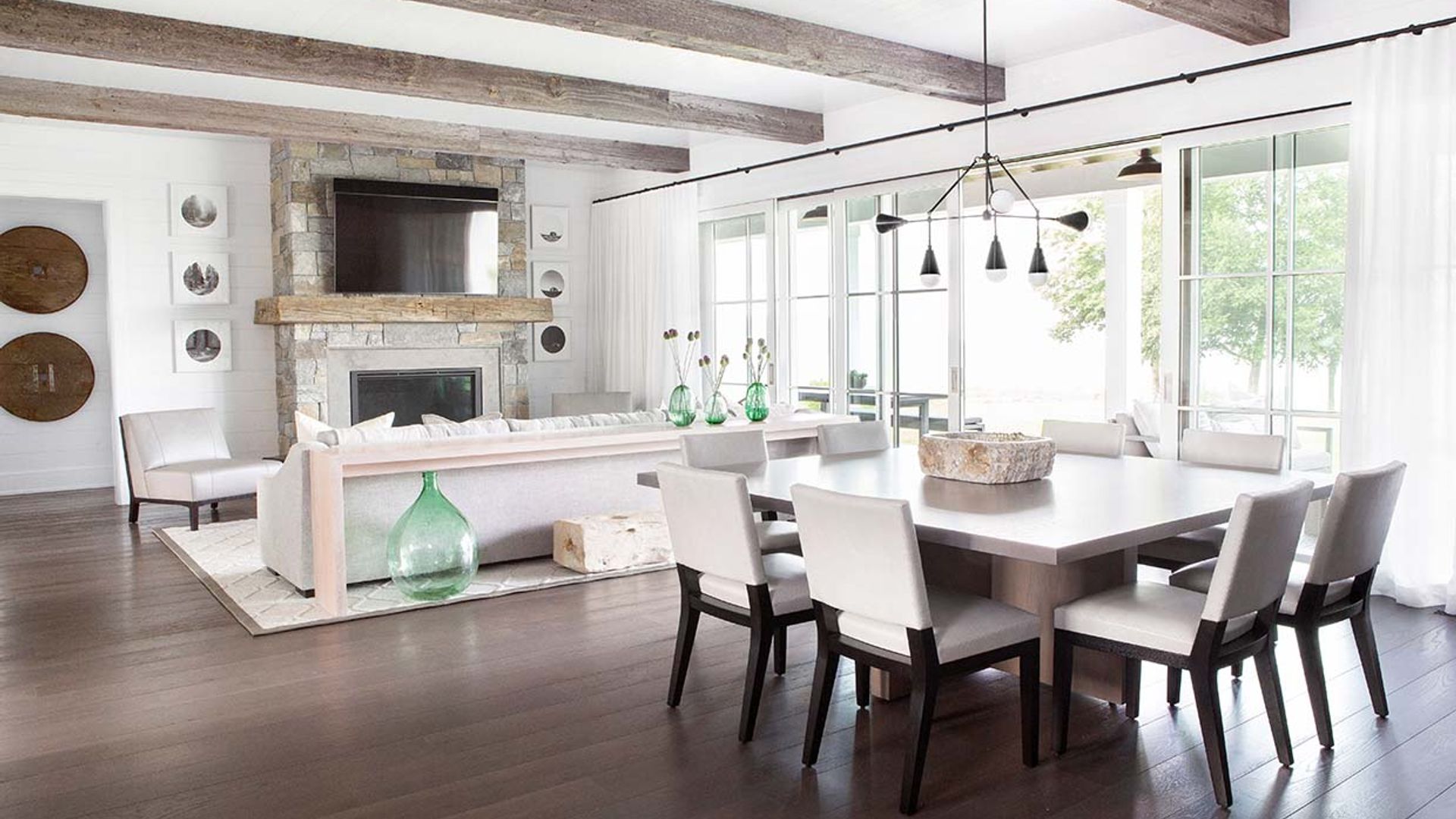 Decoración de interiores: Una casa familiar donde prima el confort y la ...